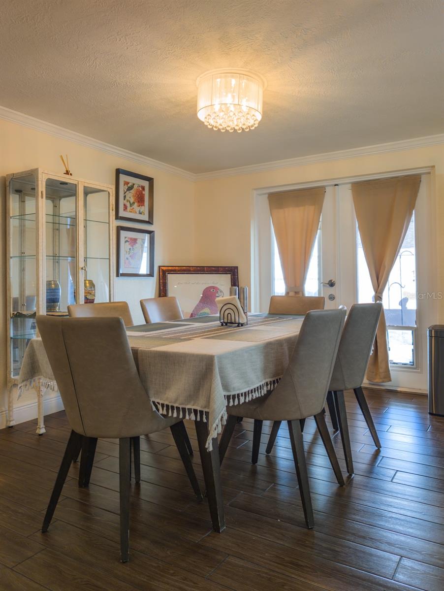 Image 21 of 66 For 9436 Palm Avenue