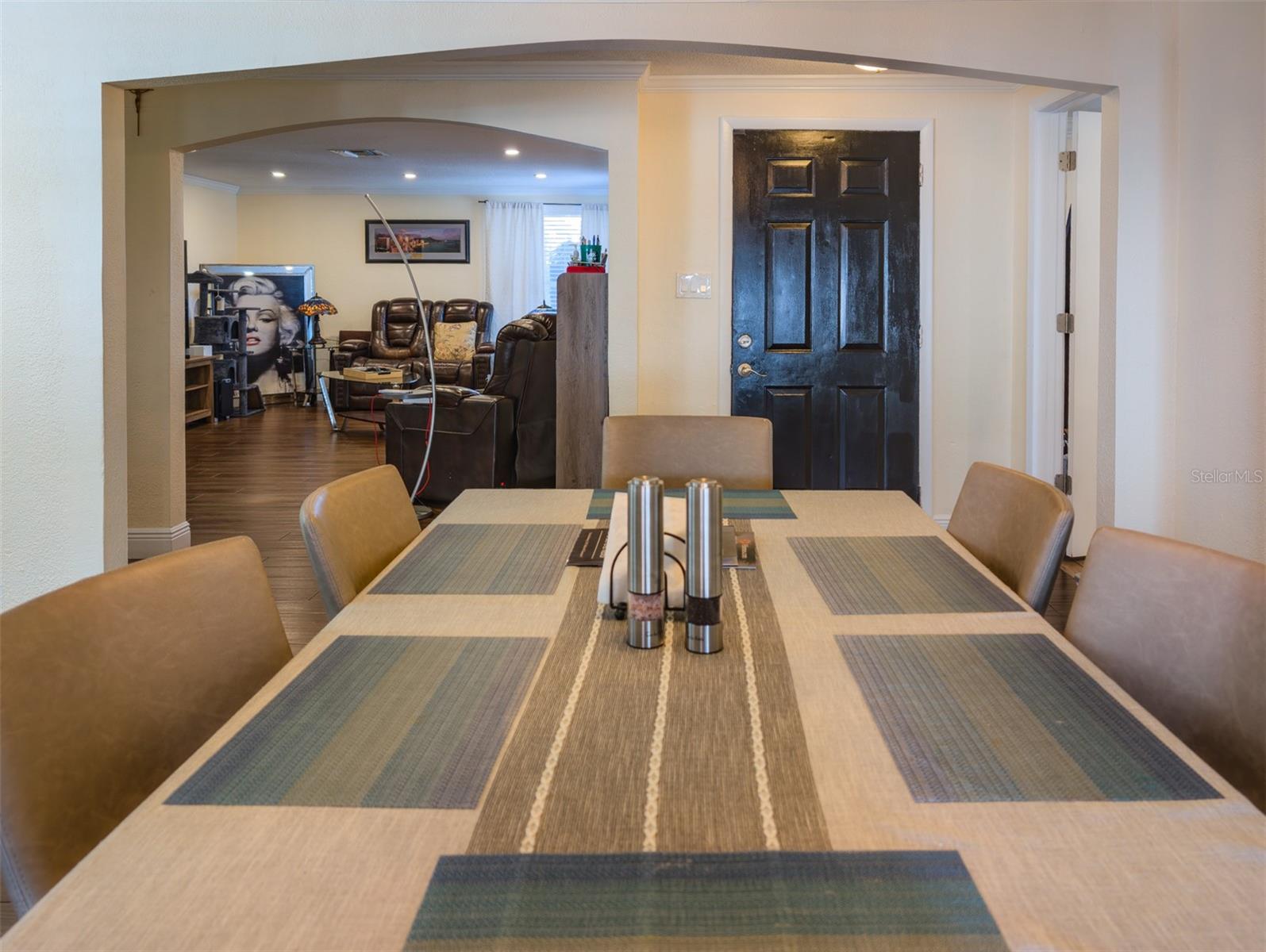 Image 22 of 66 For 9436 Palm Avenue