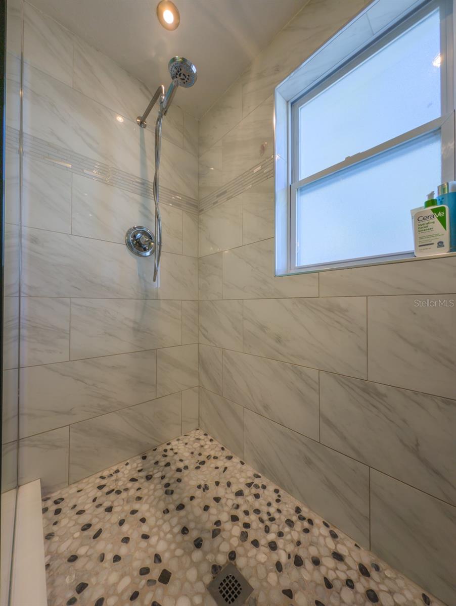 Image 27 of 66 For 9436 Palm Avenue