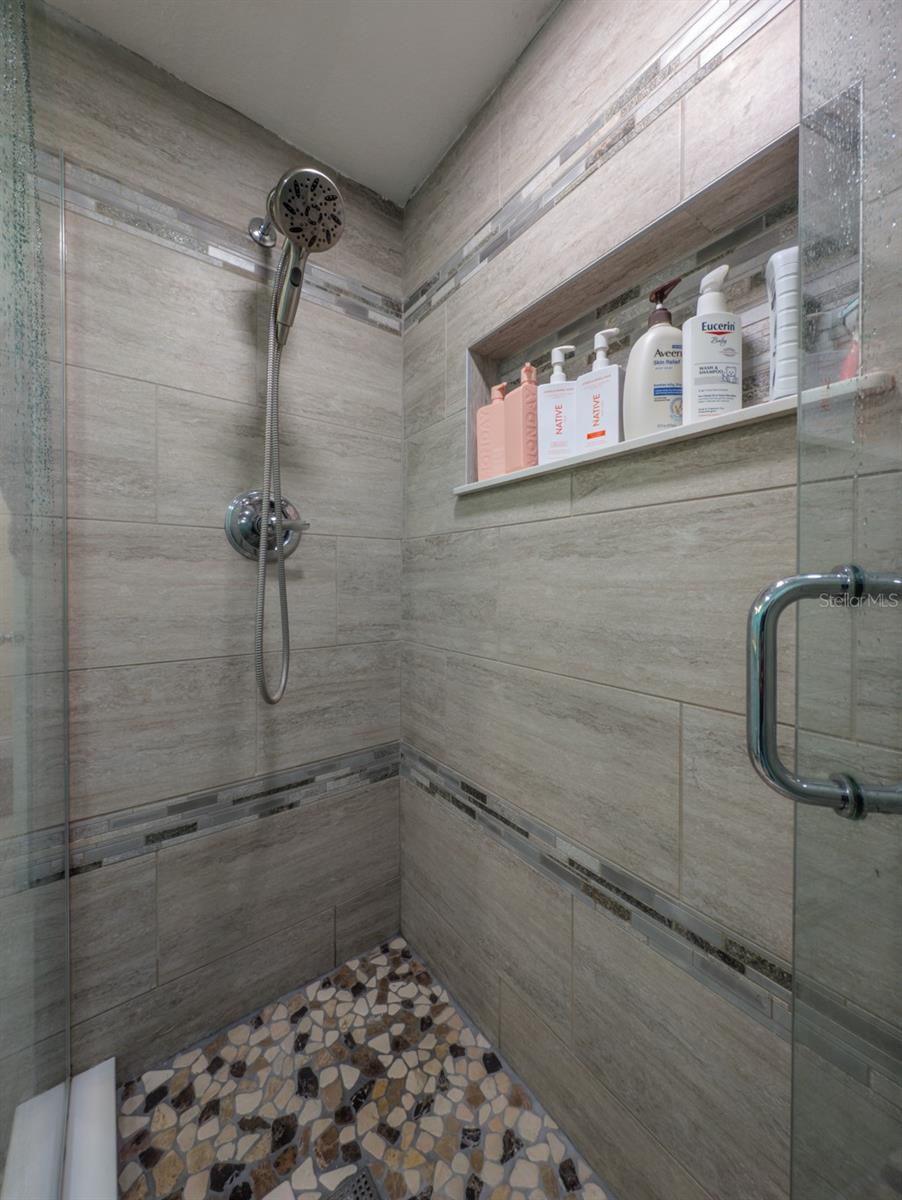 Image 34 of 66 For 9436 Palm Avenue