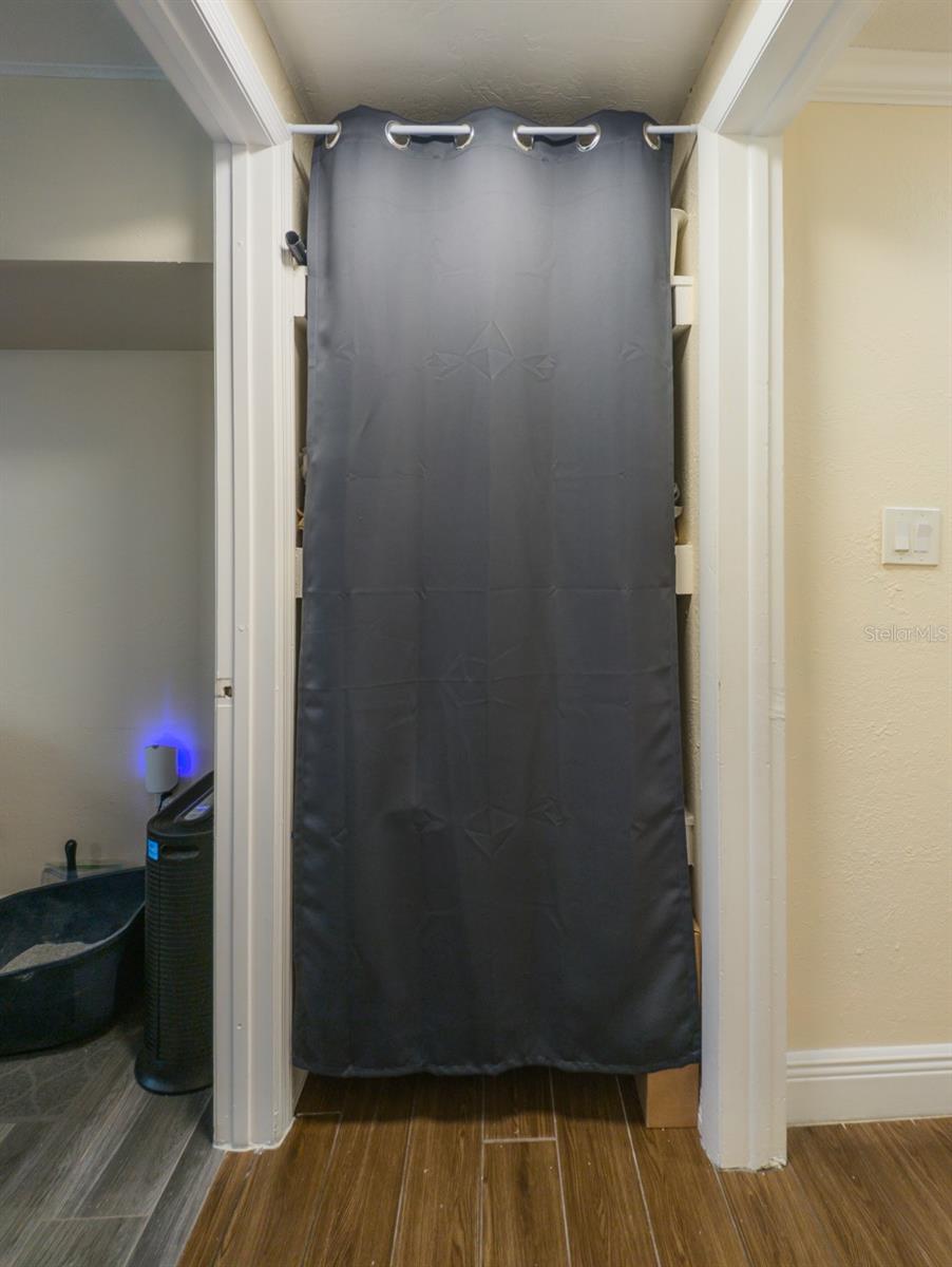 Image 40 of 66 For 9436 Palm Avenue