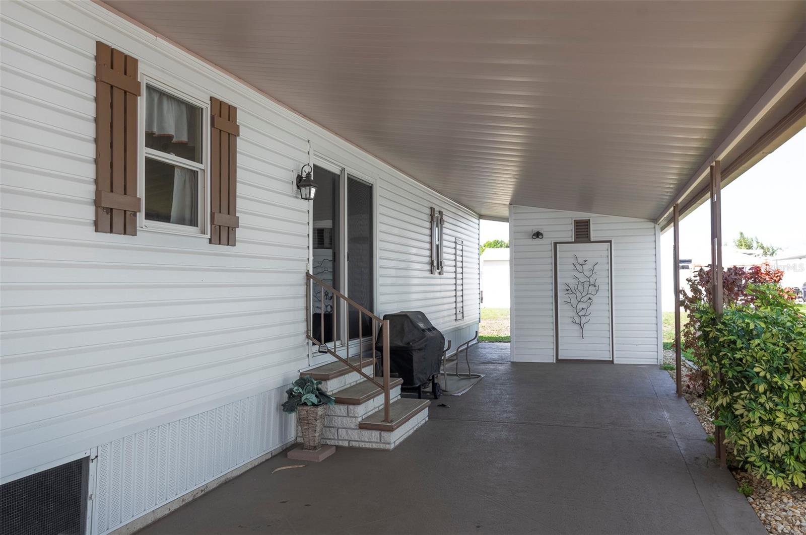 Image 25 of 35 For 34236 Canal Drive N 236