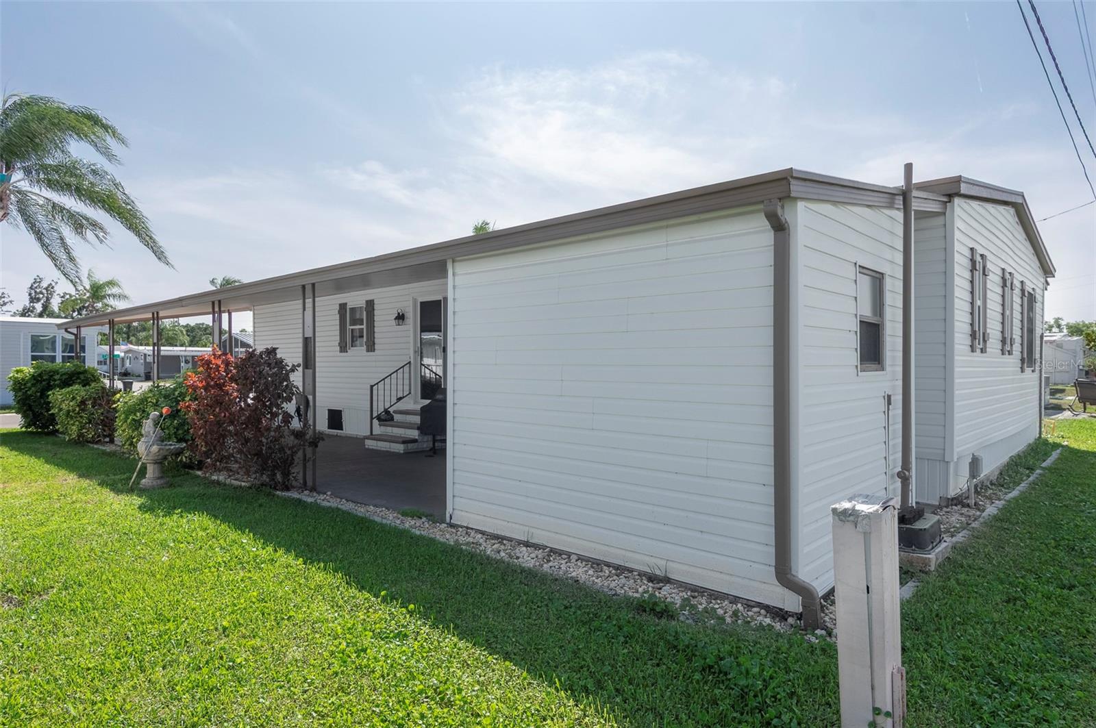 Image 27 of 35 For 34236 Canal Drive N 236