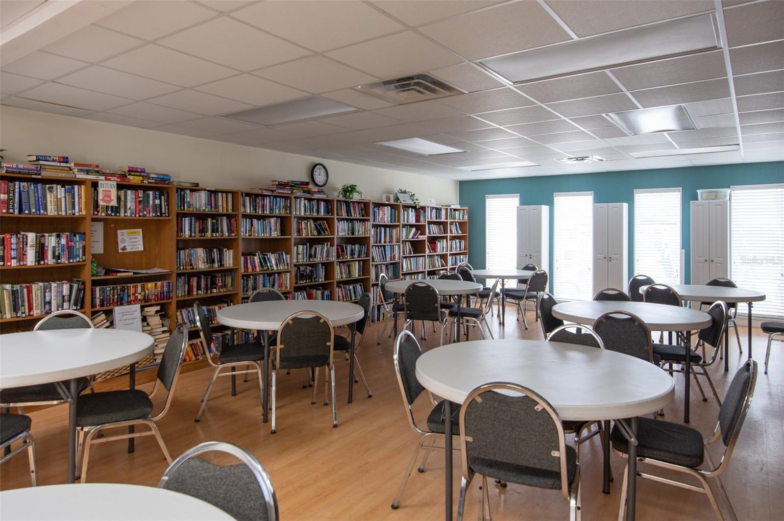 Image 30 of 35 For 34236 Canal Drive N 236