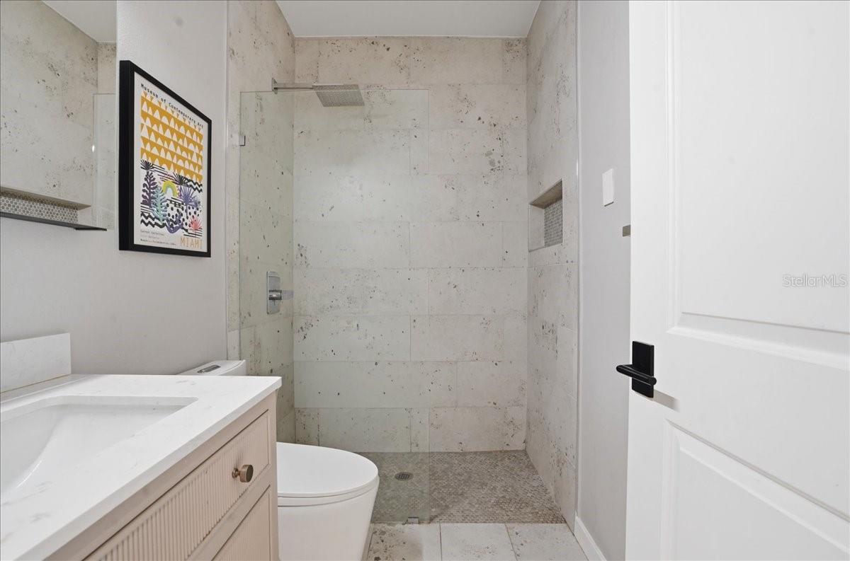 Image 11 of 19 For 636 Arbor Lake Lane