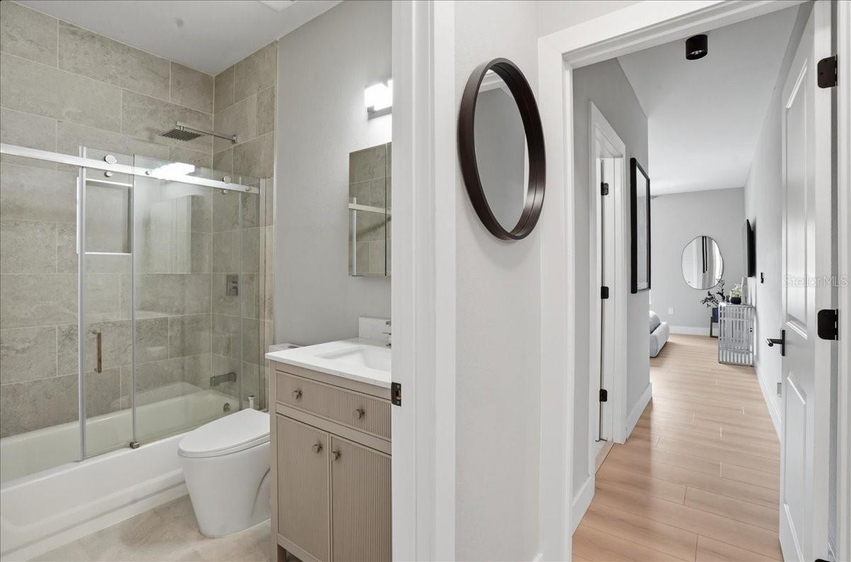 Image 13 of 19 For 636 Arbor Lake Lane