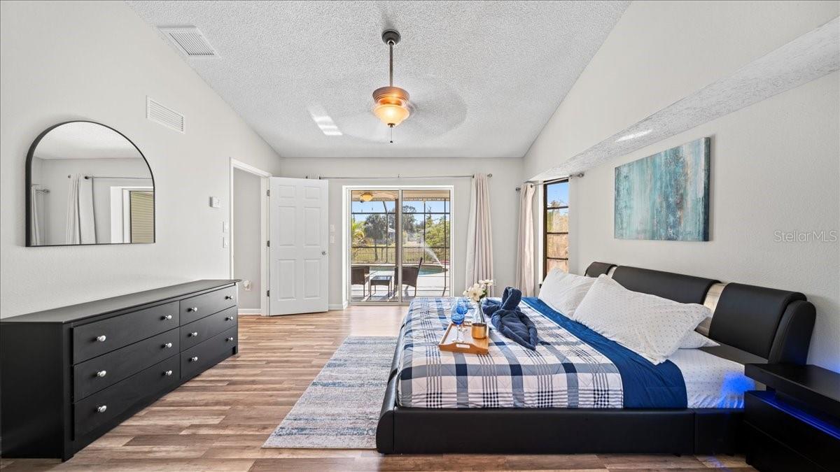 Image 10 of 30 For 11195 Seabreeze Avenue