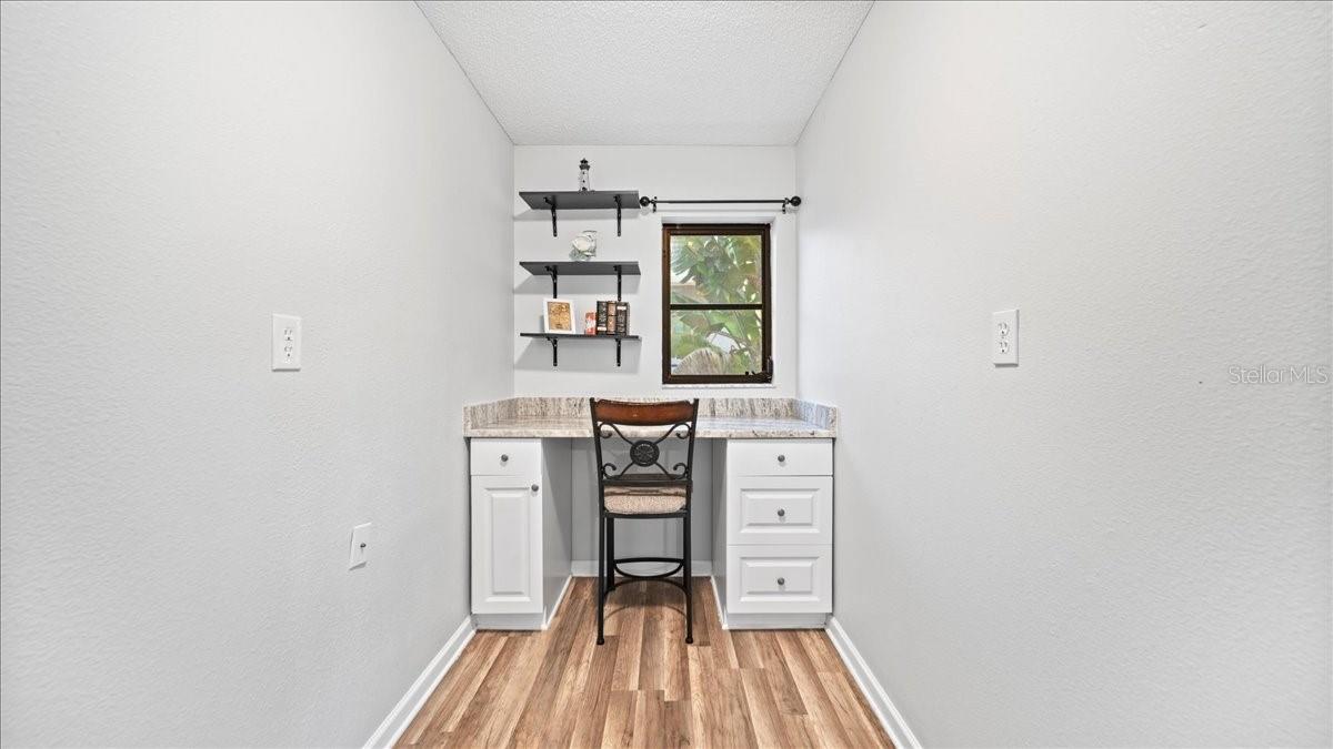 Image 18 of 30 For 11195 Seabreeze Avenue