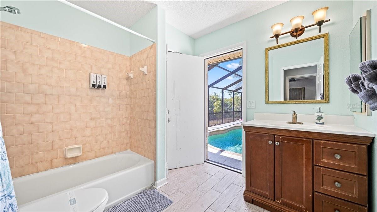 Image 22 of 30 For 11195 Seabreeze Avenue