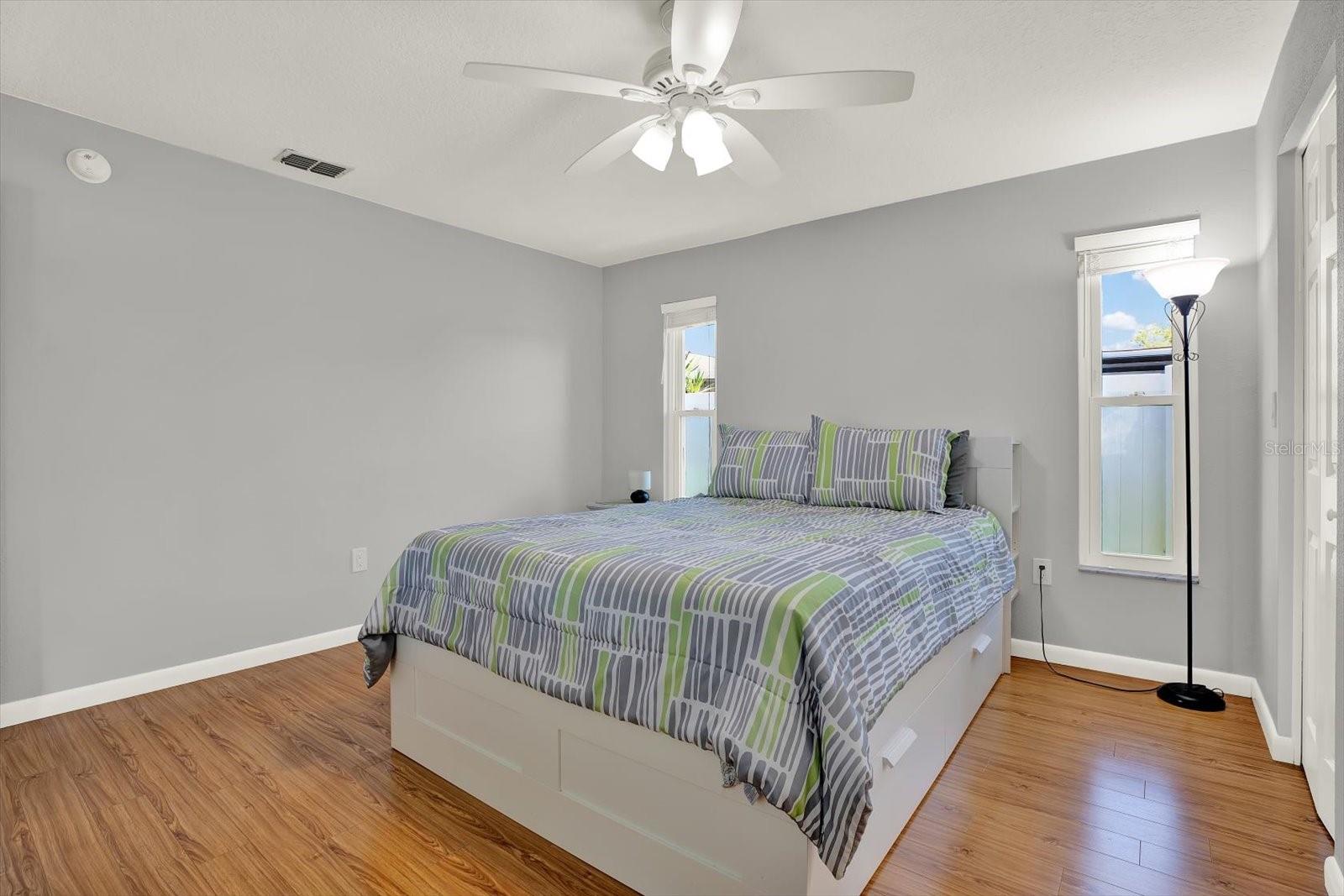 Image 12 of 32 For 12134 96th Place