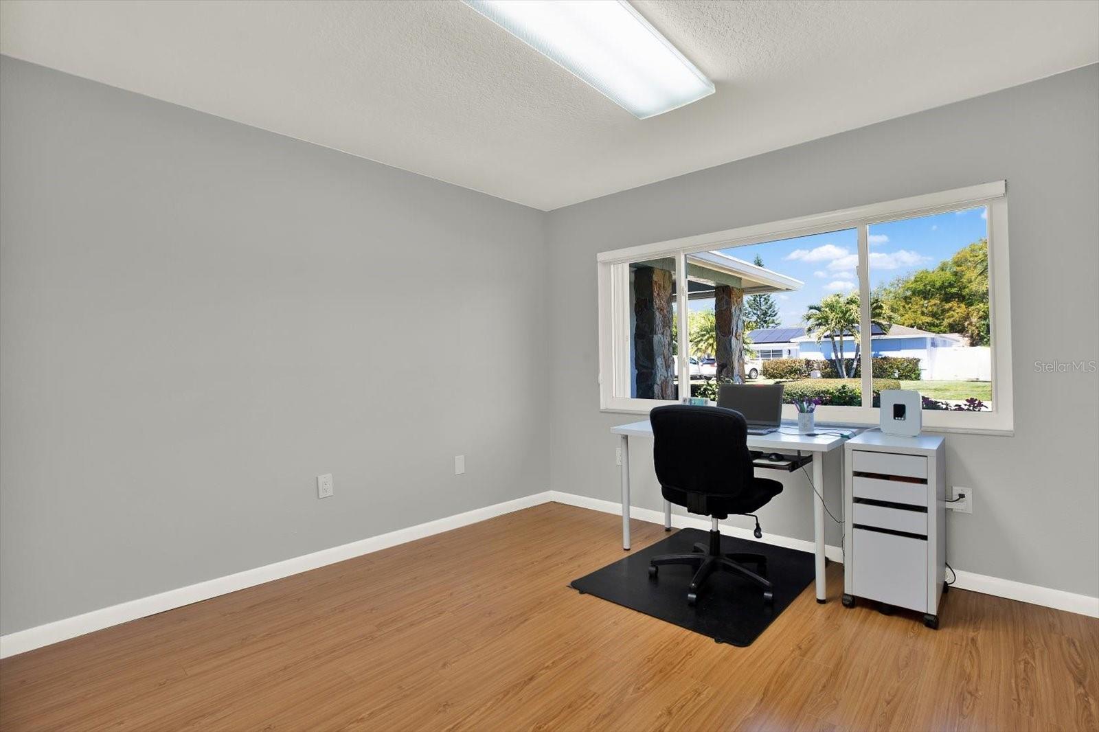 Image 19 of 32 For 12134 96th Place