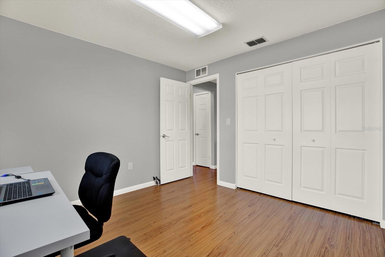 Image 20 of 32 For 12134 96th Place