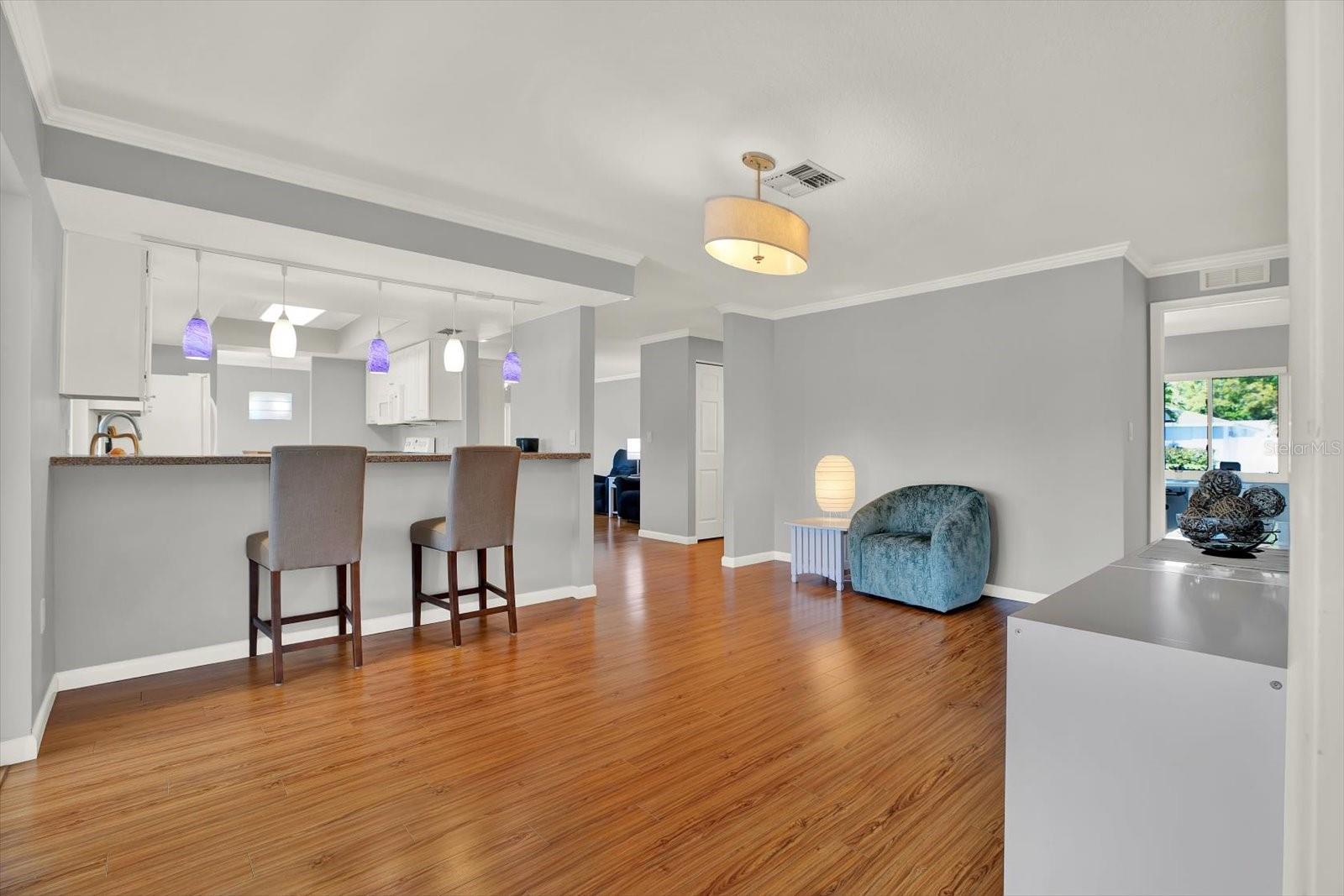 Image 6 of 32 For 12134 96th Place