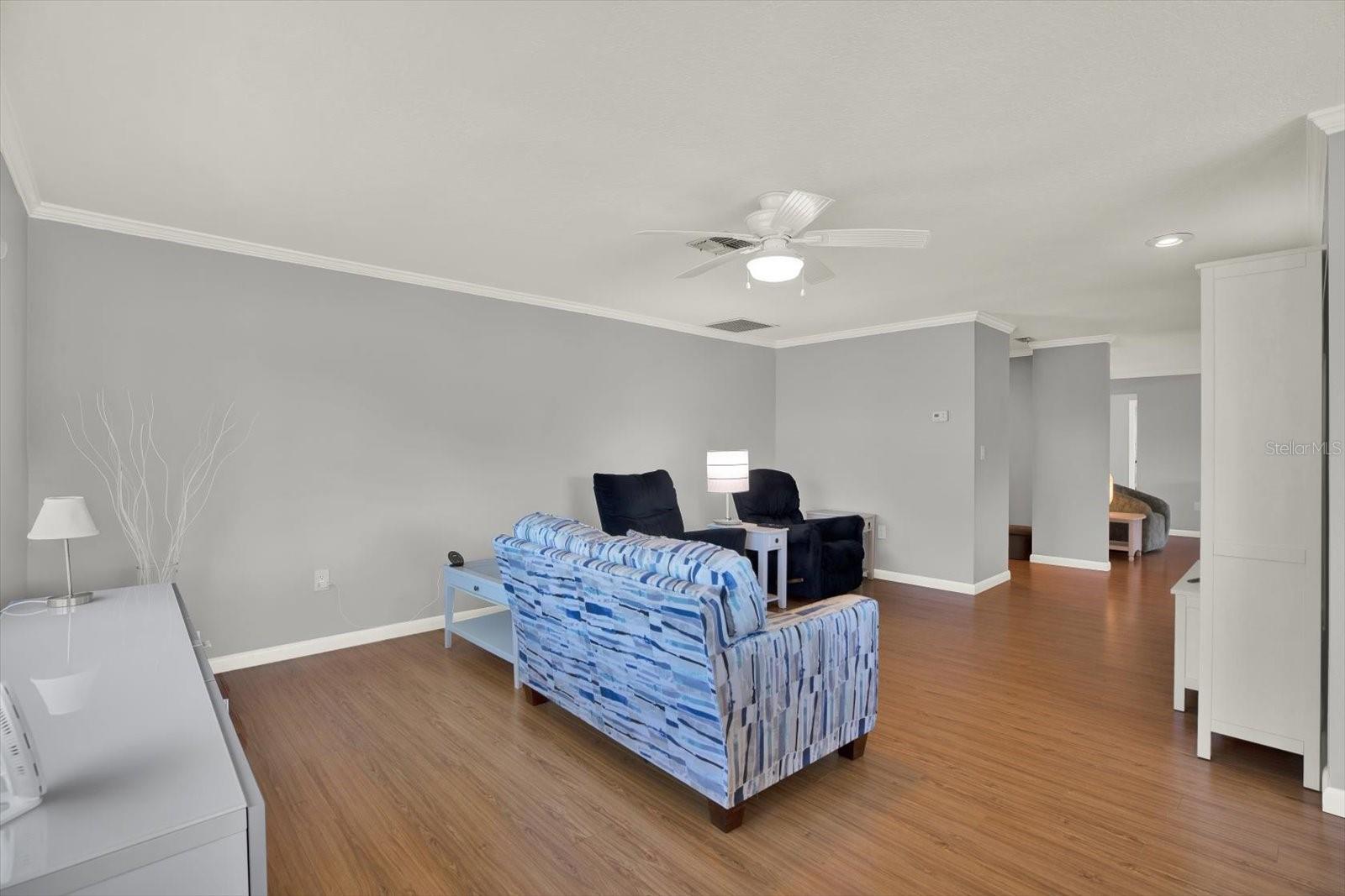 Image 9 of 32 For 12134 96th Place