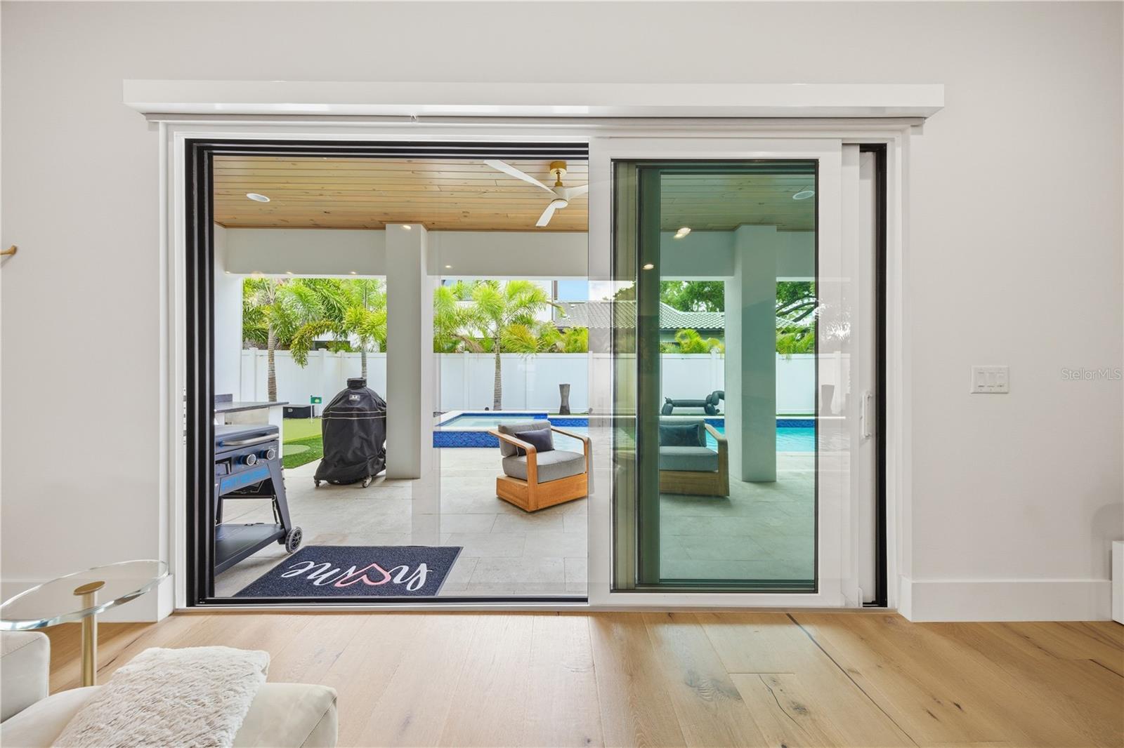 Image 45 of 56 For 3611 Barcelona Street