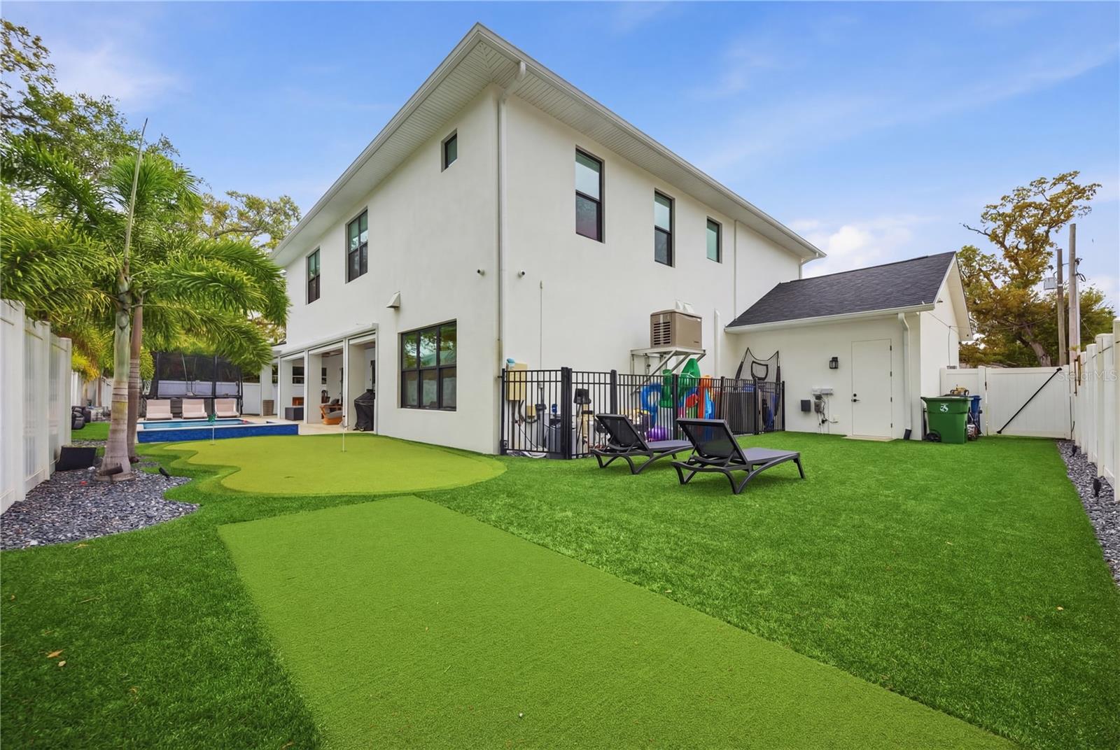 Image 52 of 56 For 3611 Barcelona Street