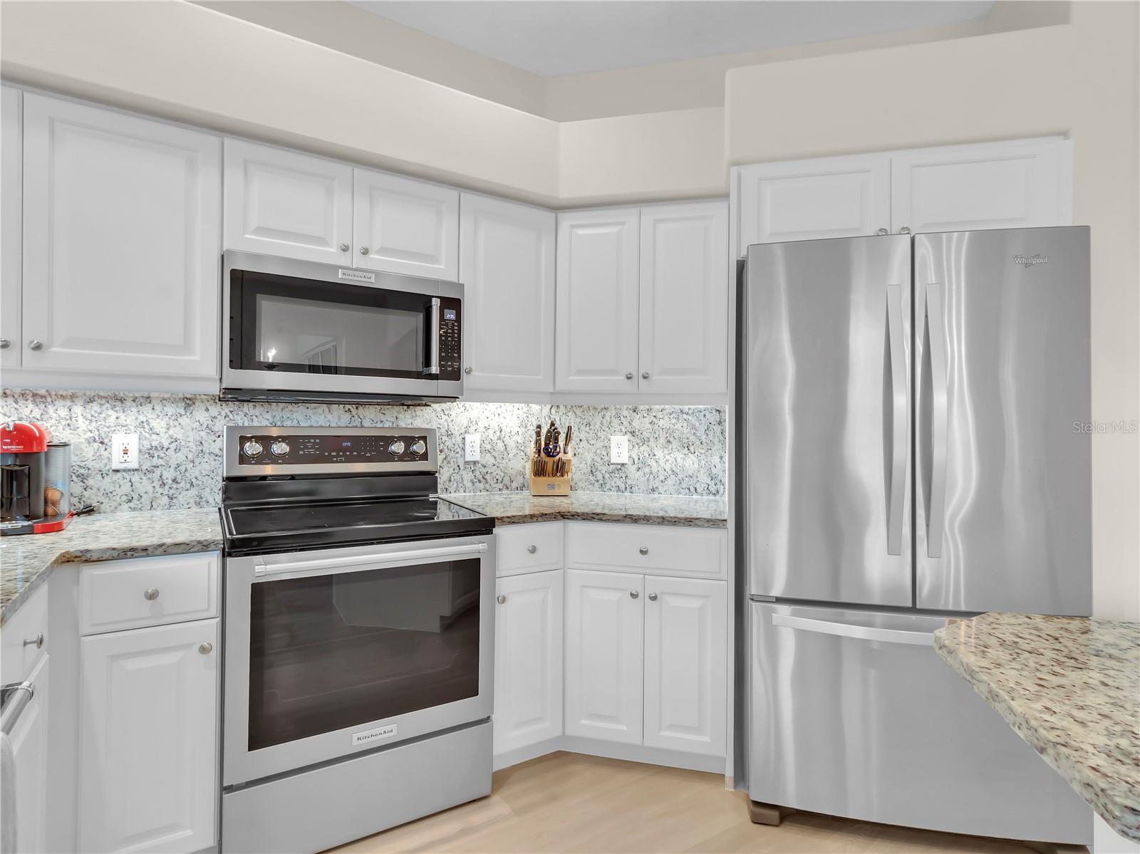 Image 10 of 32 For 8870 Huntington Pointe Drive