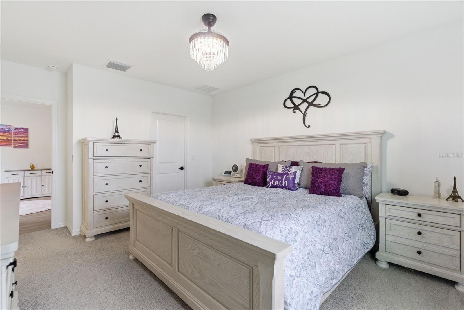 Image 19 of 36 For 475 Mangrove Shade Circle