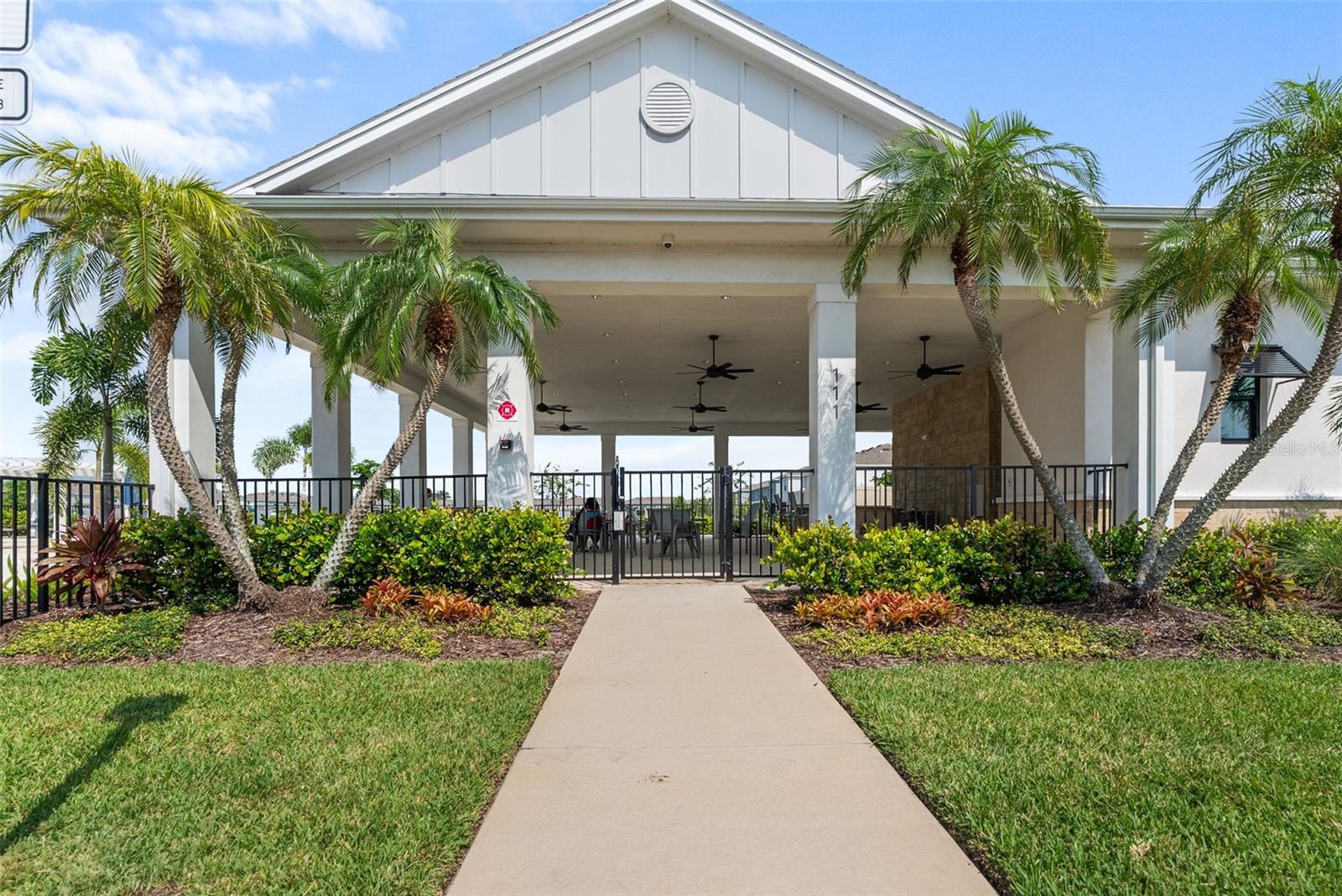 Image 29 of 36 For 475 Mangrove Shade Circle