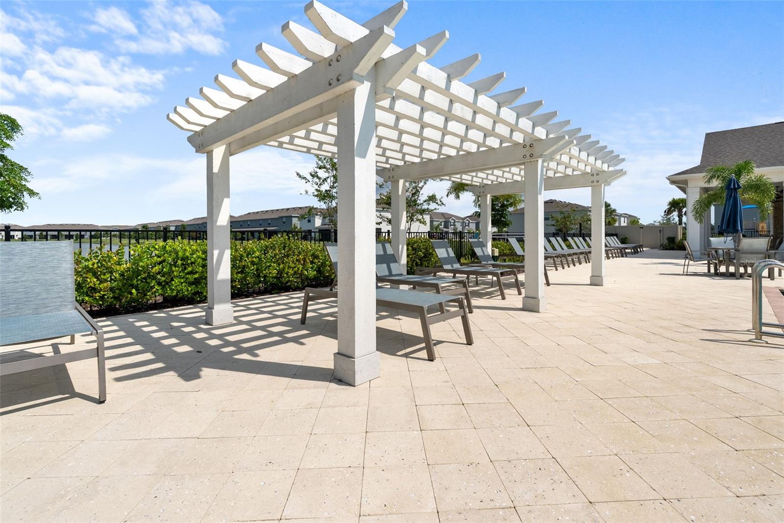 Image 32 of 36 For 475 Mangrove Shade Circle