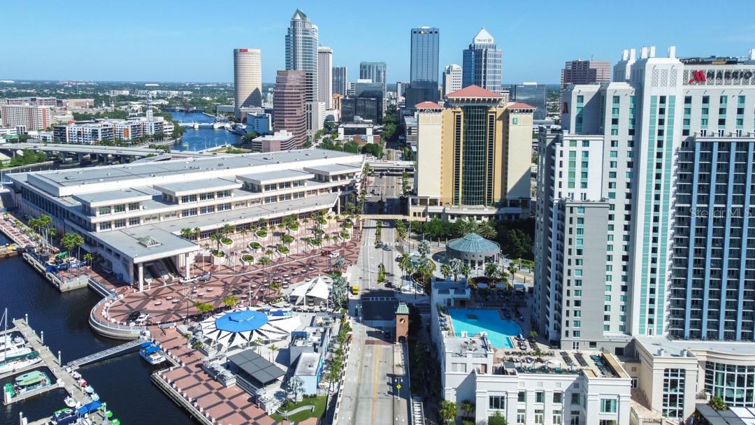 Image 31 of 34 For 700 Harbour Island Boulevard 412