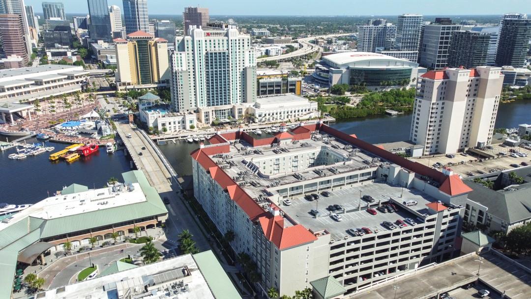 Image 32 of 34 For 700 Harbour Island Boulevard 412