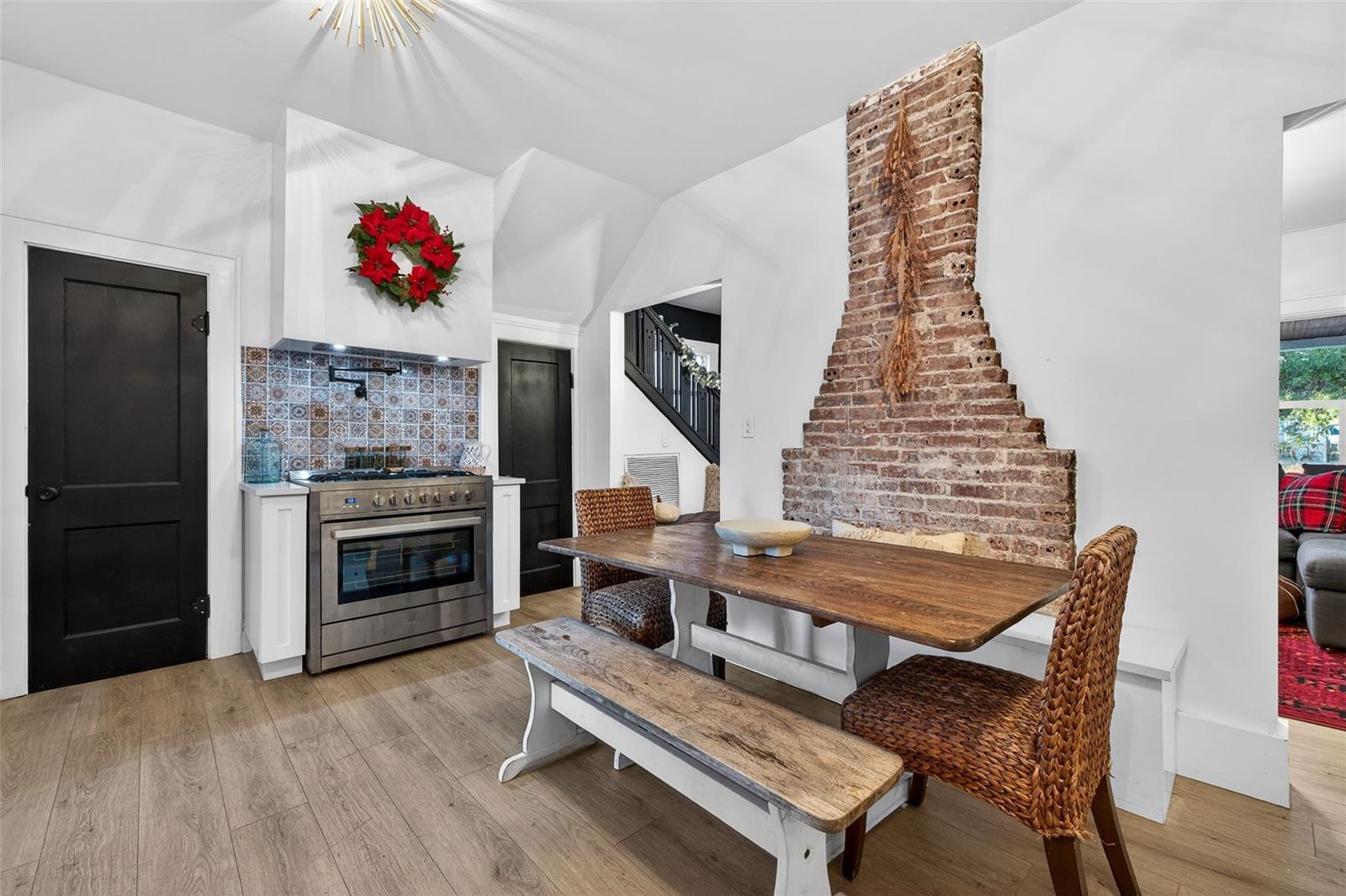 Image 11 of 49 For 6566 1st Avenue S