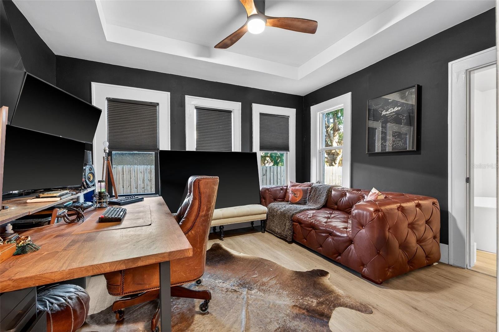 Image 17 of 49 For 6566 1st Avenue S