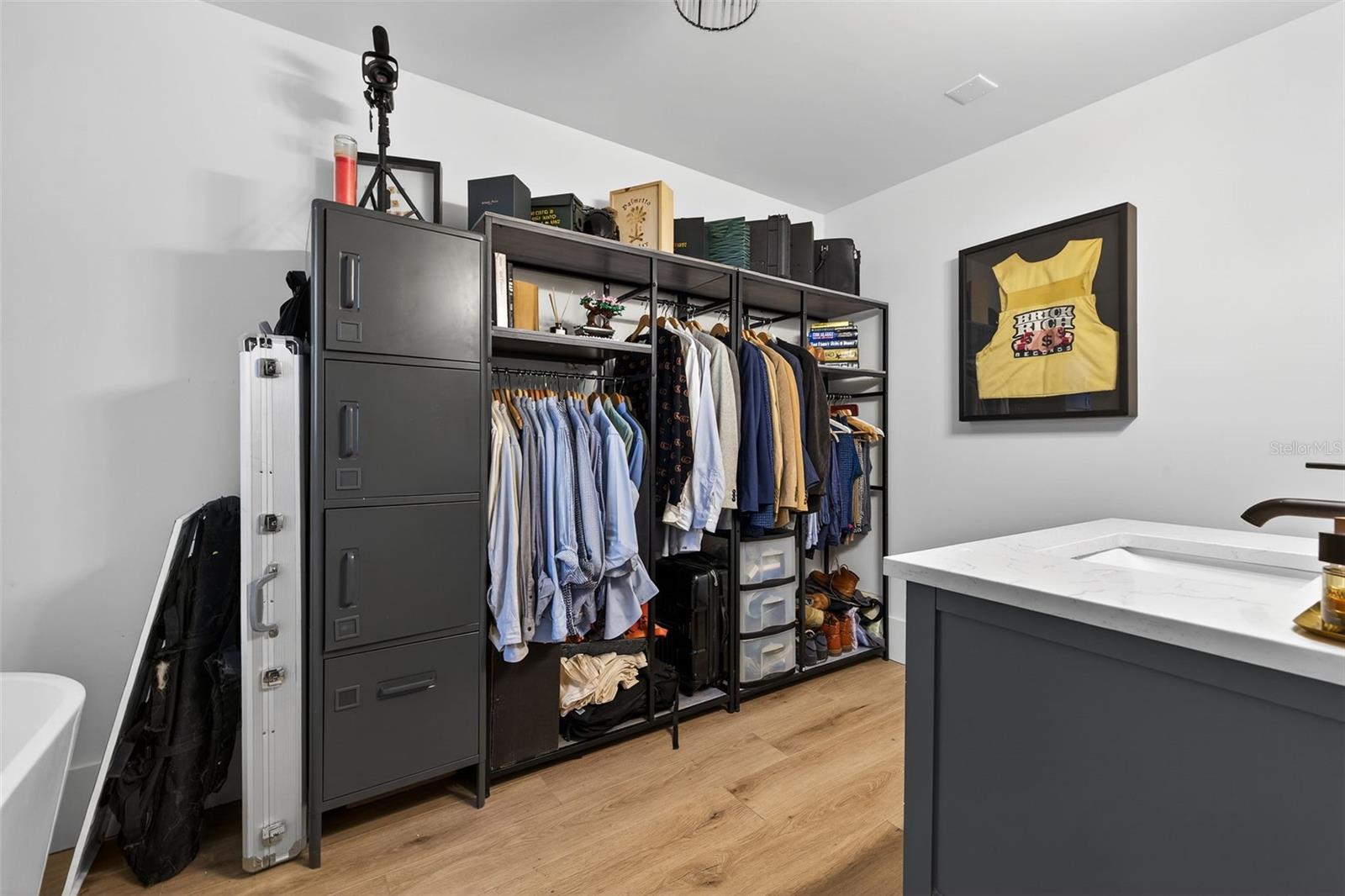 Image 19 of 49 For 6566 1st Avenue S