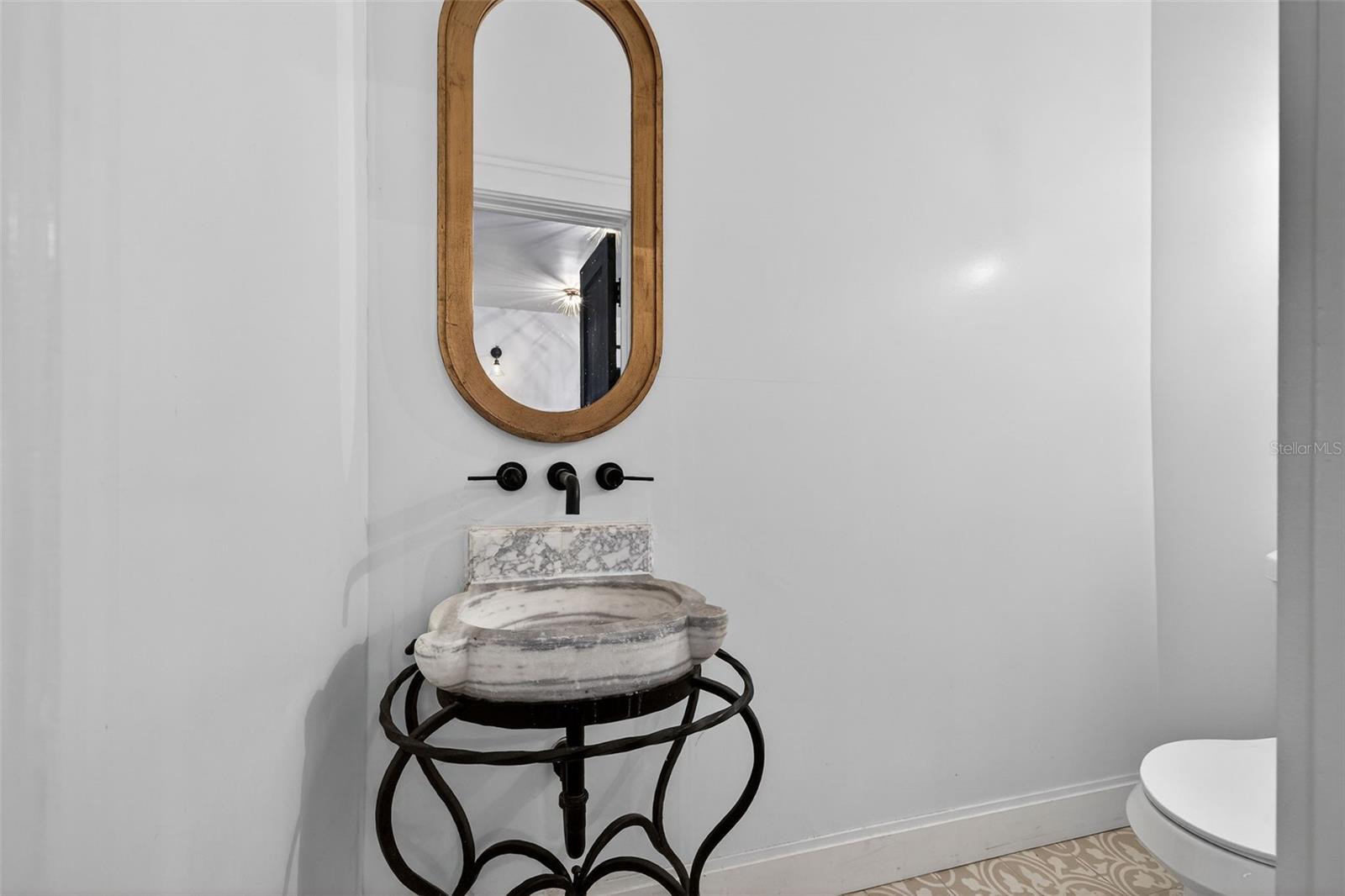 Image 22 of 49 For 6566 1st Avenue S