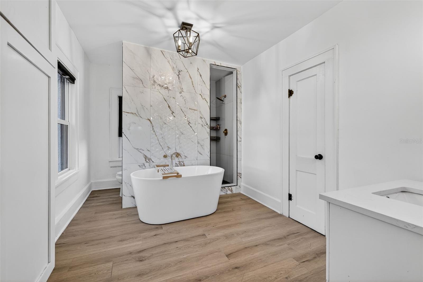 Image 27 of 49 For 6566 1st Avenue S