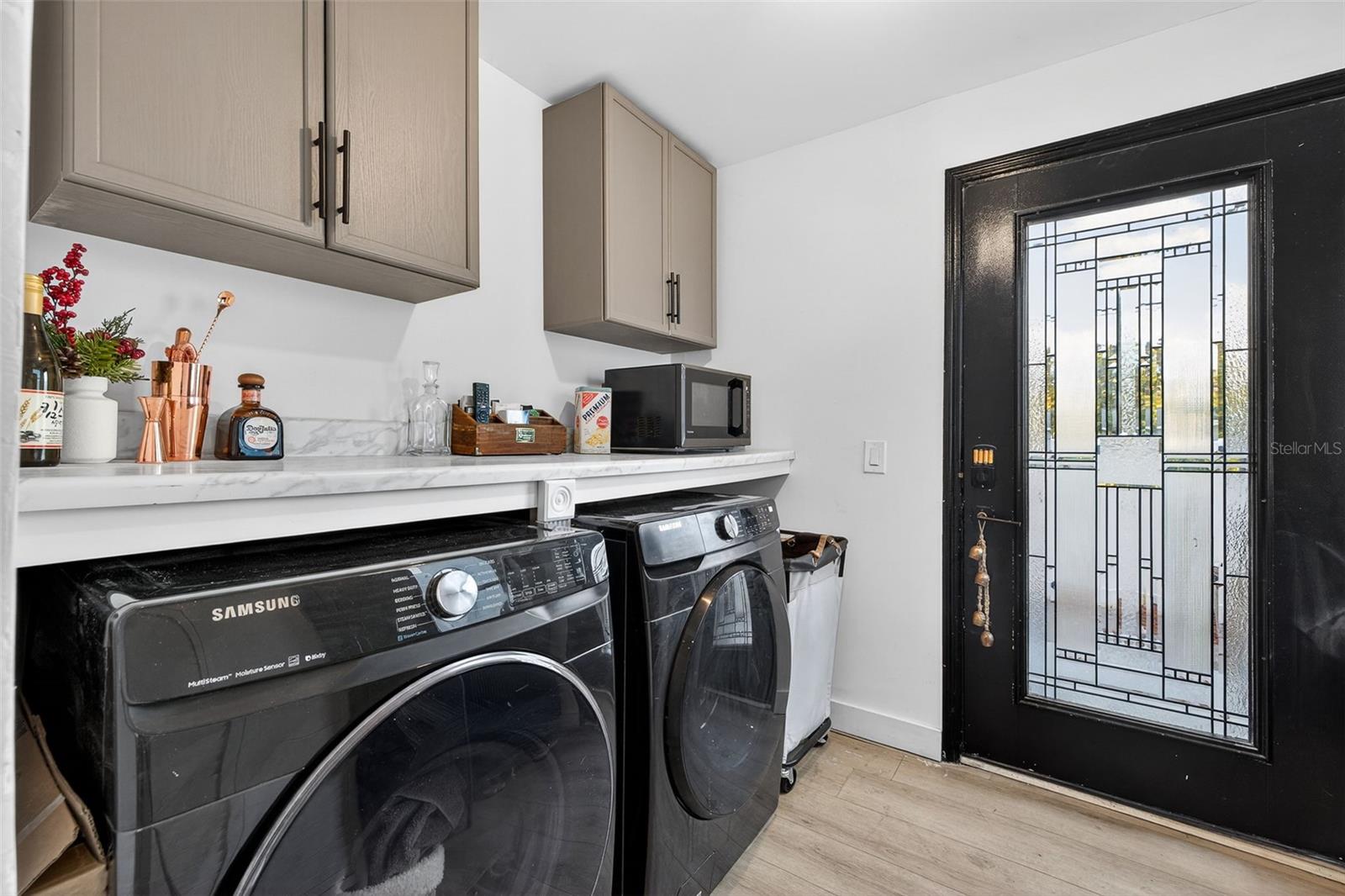 Image 35 of 49 For 6566 1st Avenue S