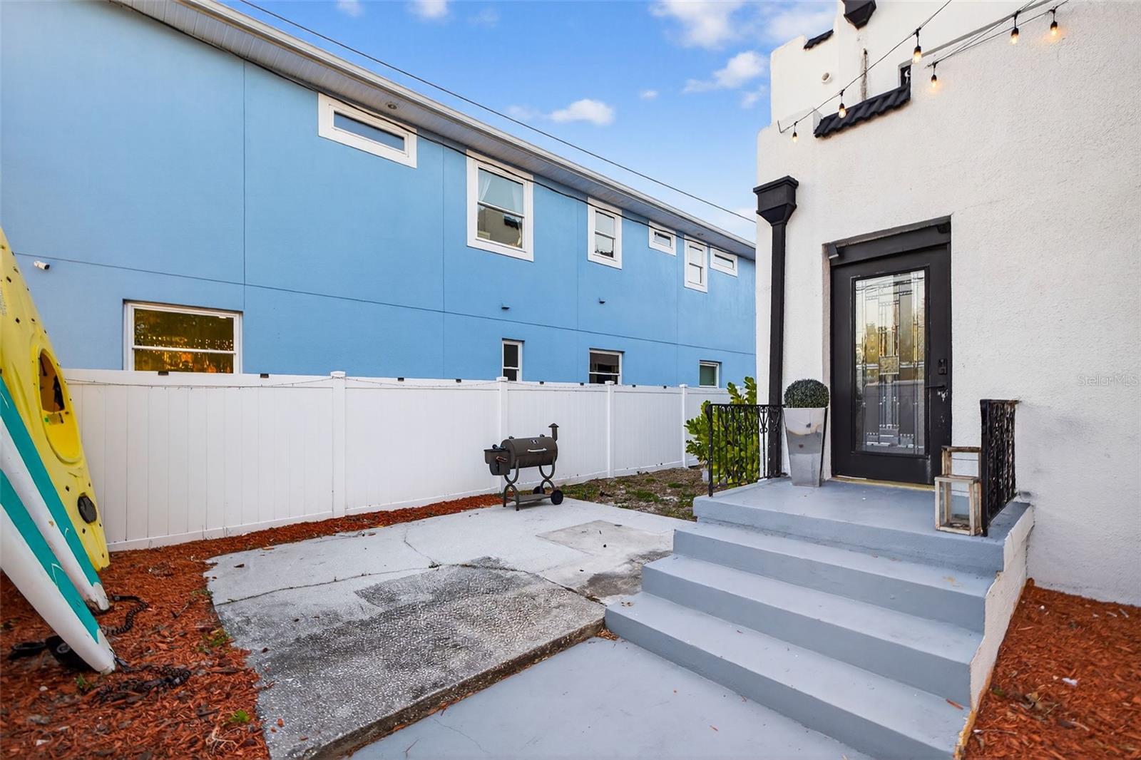 Image 38 of 49 For 6566 1st Avenue S