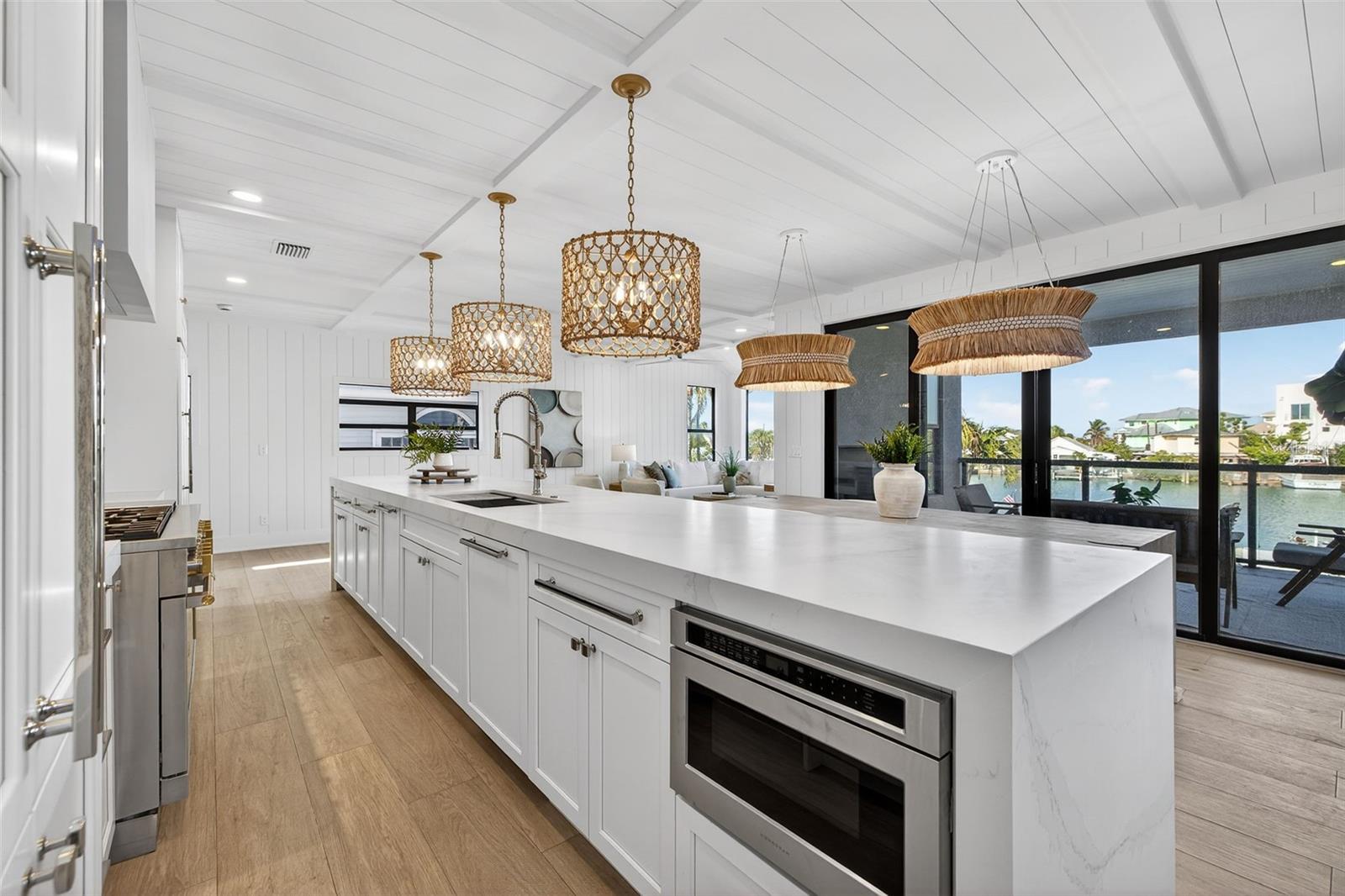 Image 21 of 97 For 8505 Blind Pass Drive