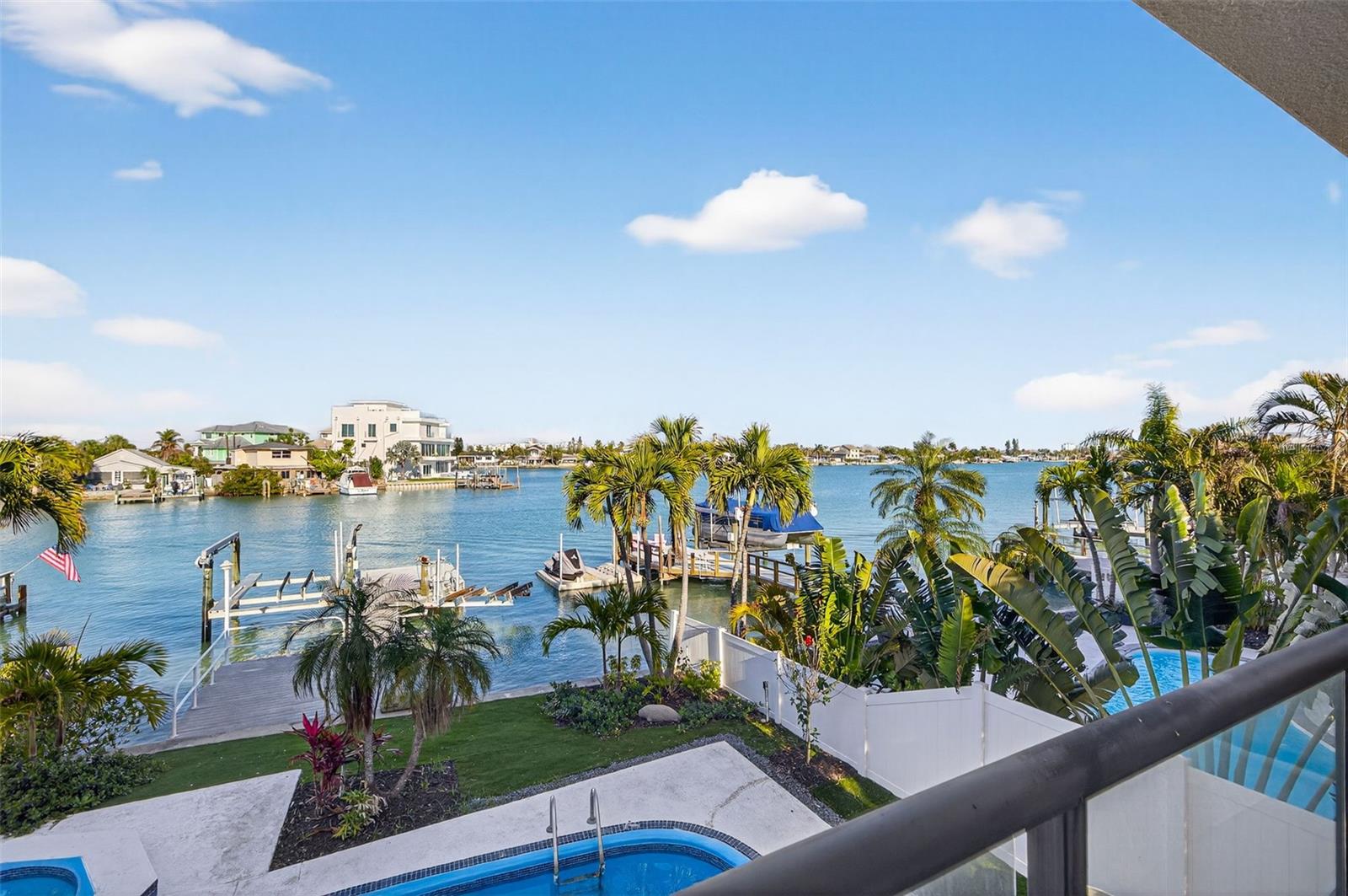 Image 27 of 97 For 8505 Blind Pass Drive