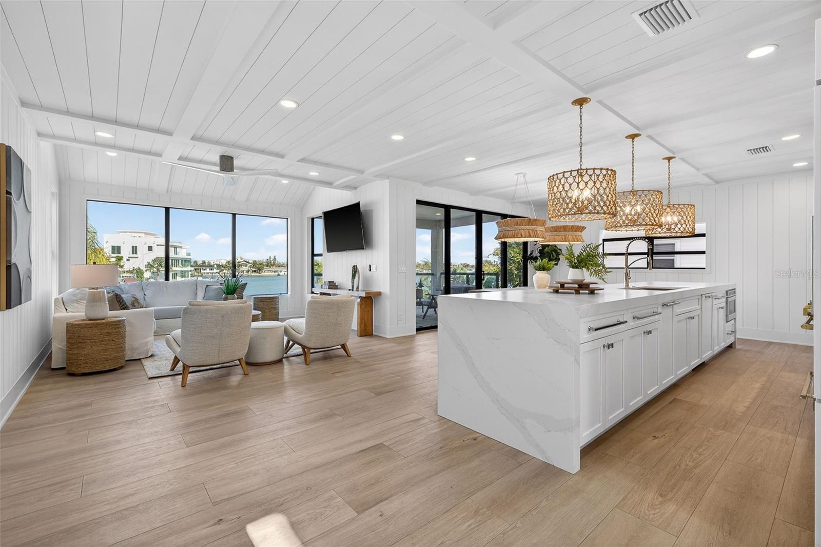 Image 6 of 97 For 8505 Blind Pass Drive