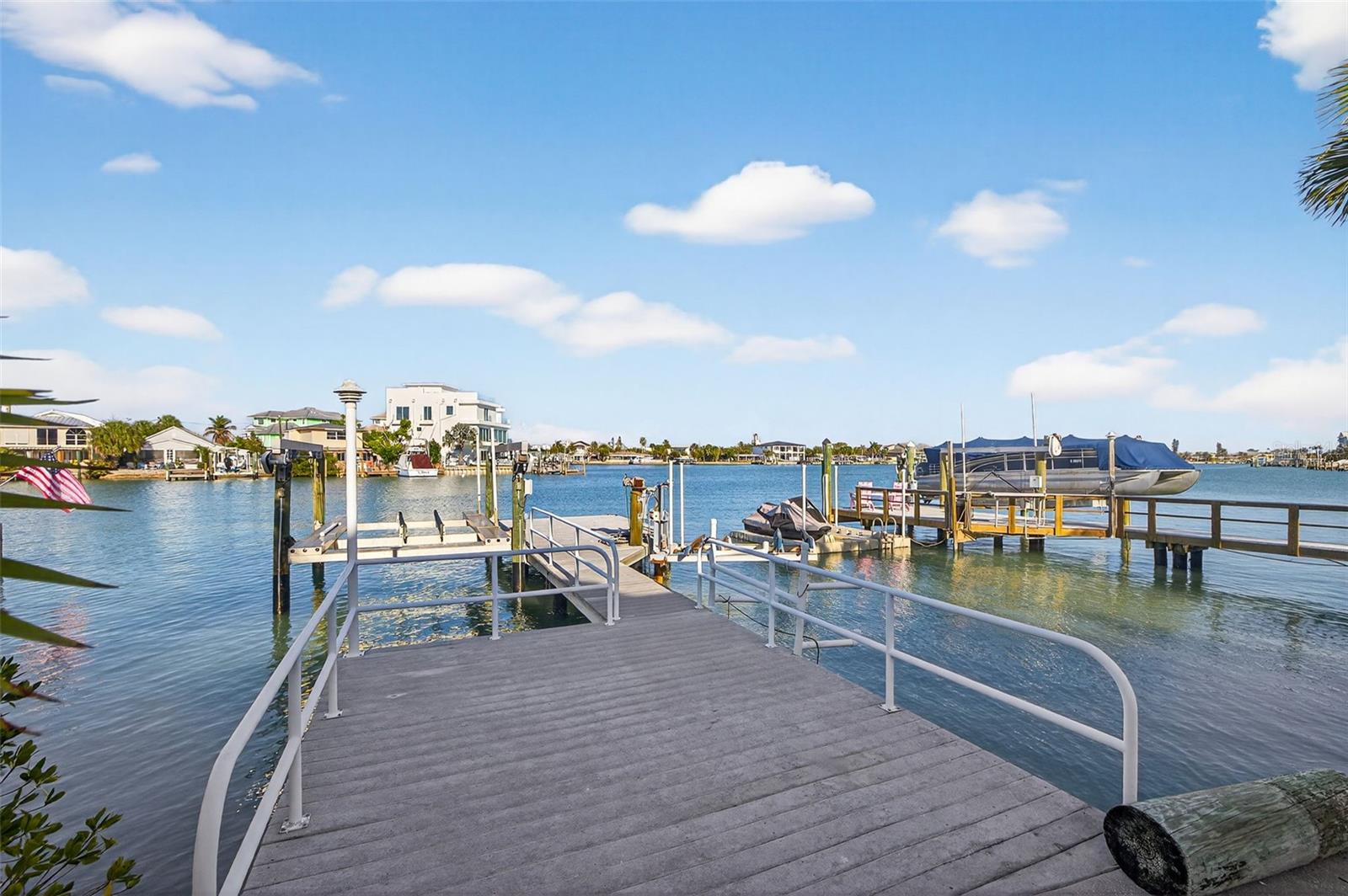 Image 77 of 97 For 8505 Blind Pass Drive