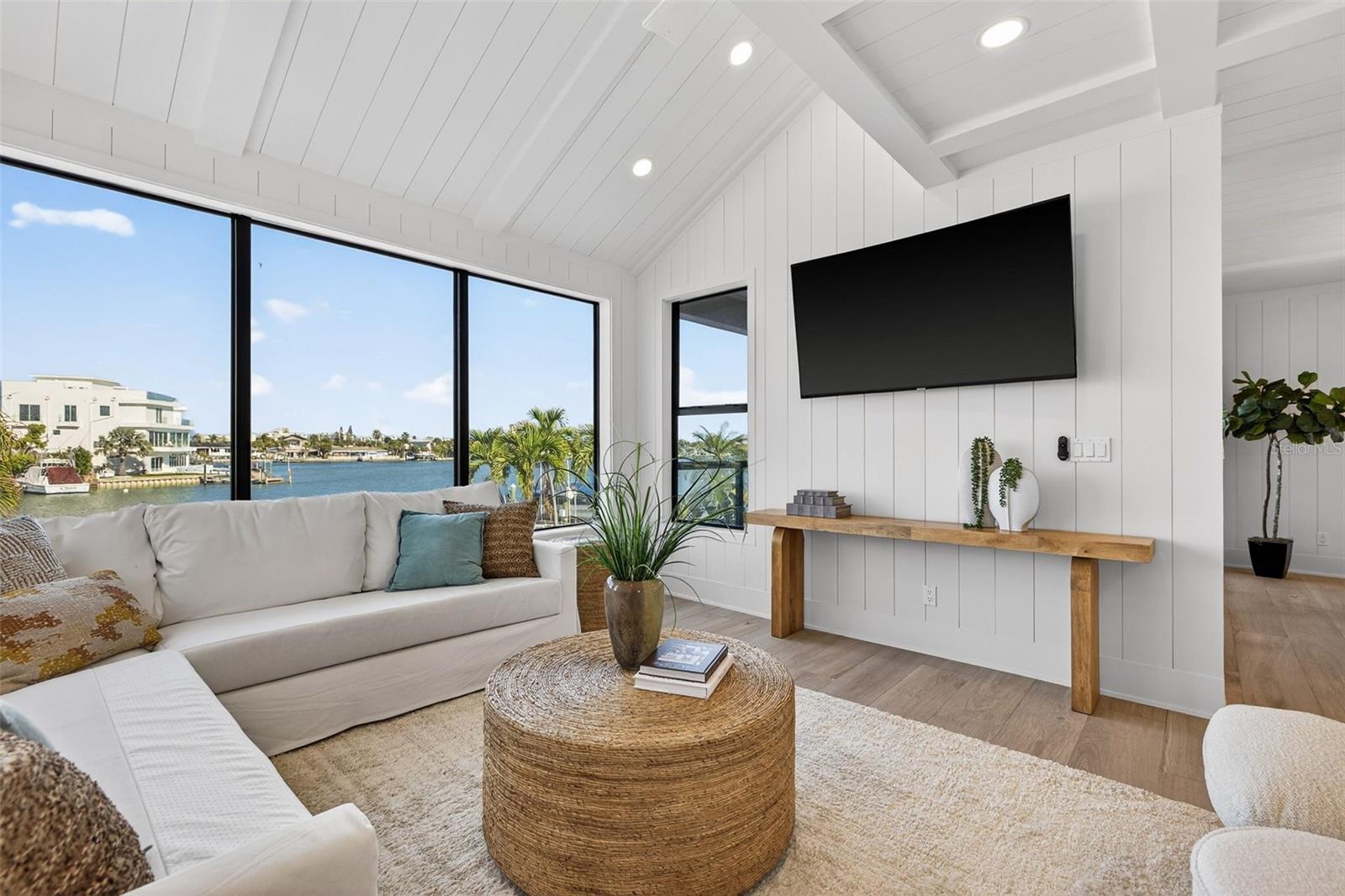 Image 8 of 97 For 8505 Blind Pass Drive