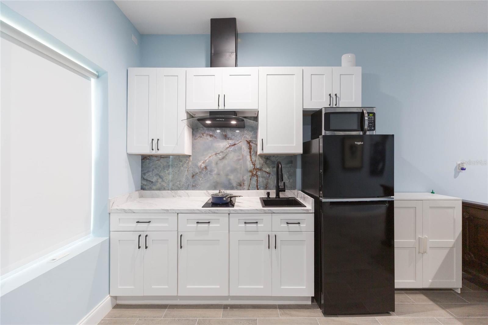 Image 7 of 26 For 4906 Riverhills Drive A