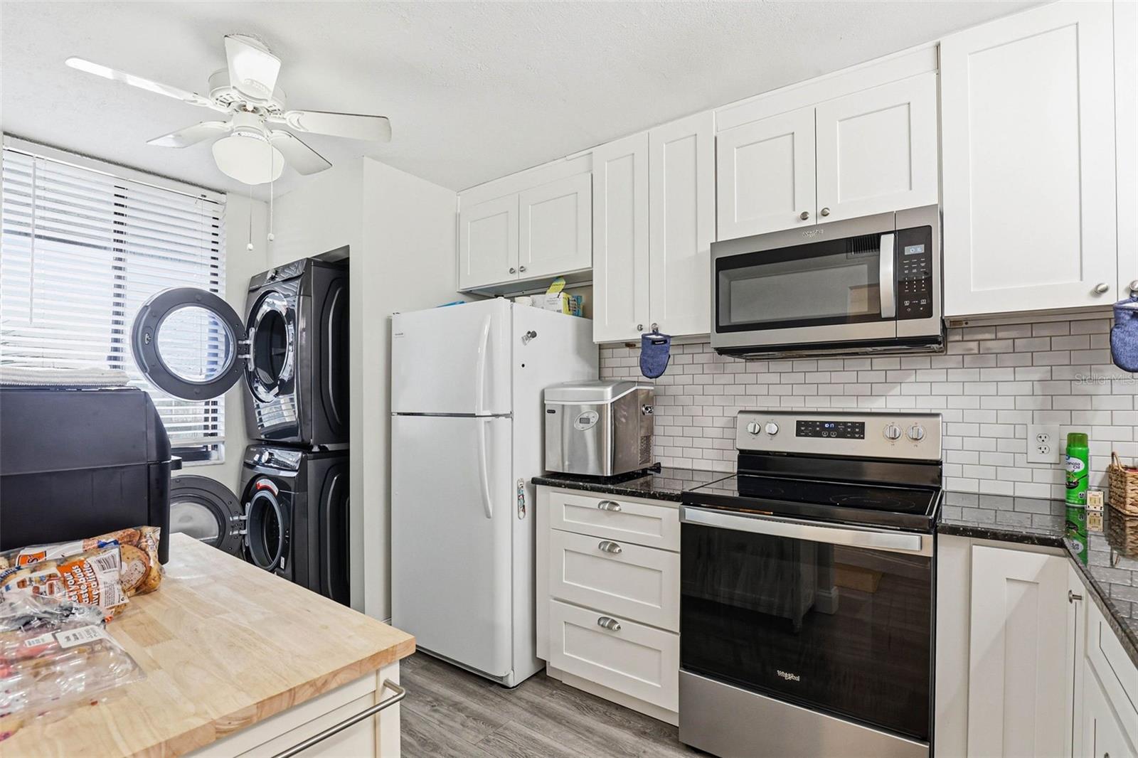 Image 11 of 42 For 2424 Tampa Bay Boulevard M404