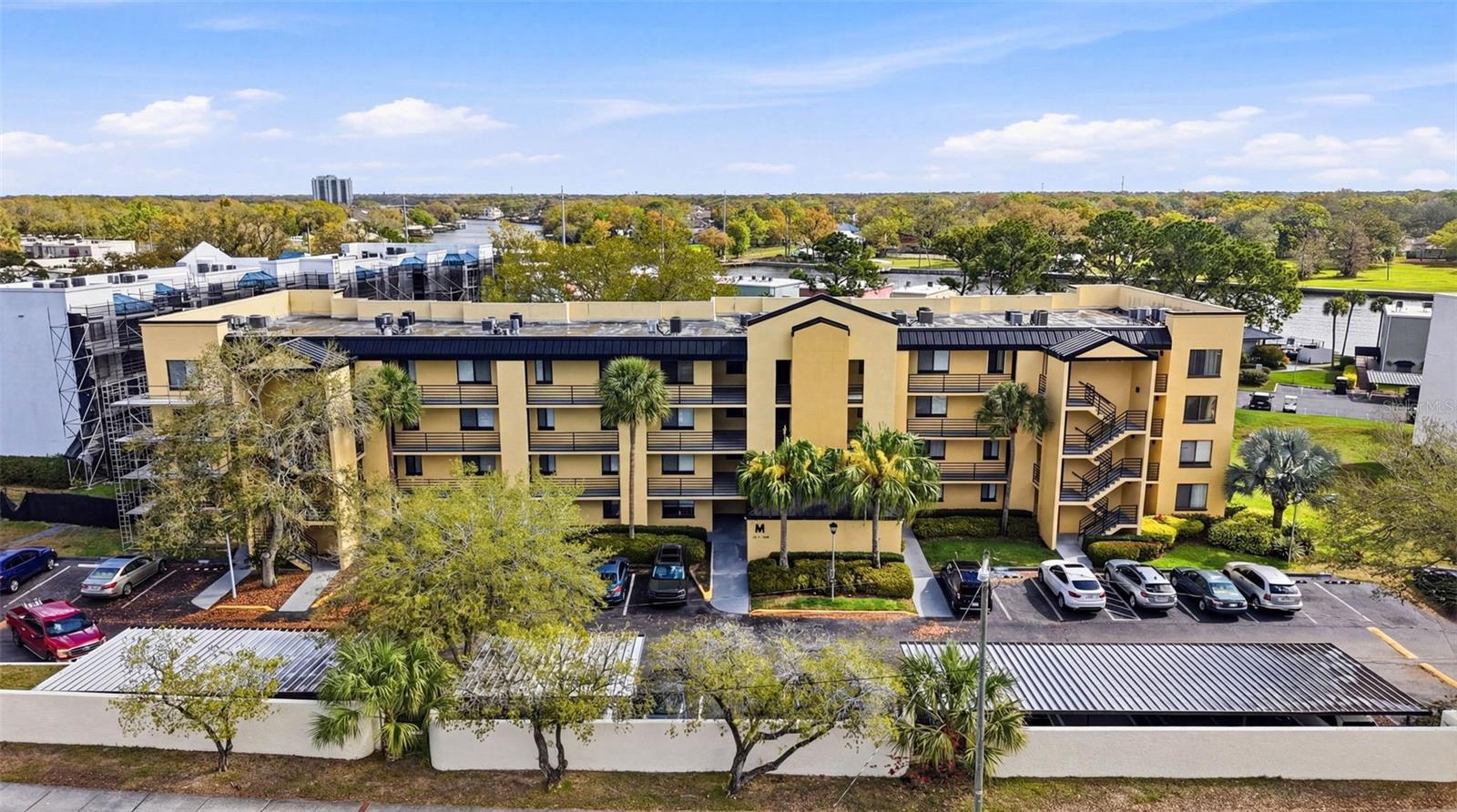 Image 35 of 42 For 2424 Tampa Bay Boulevard M404