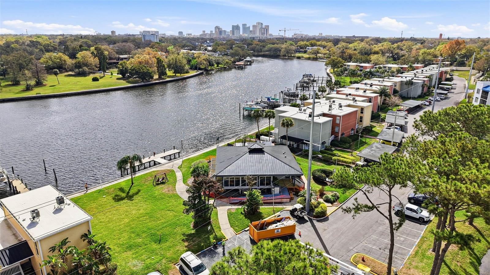 Image 38 of 42 For 2424 Tampa Bay Boulevard M404