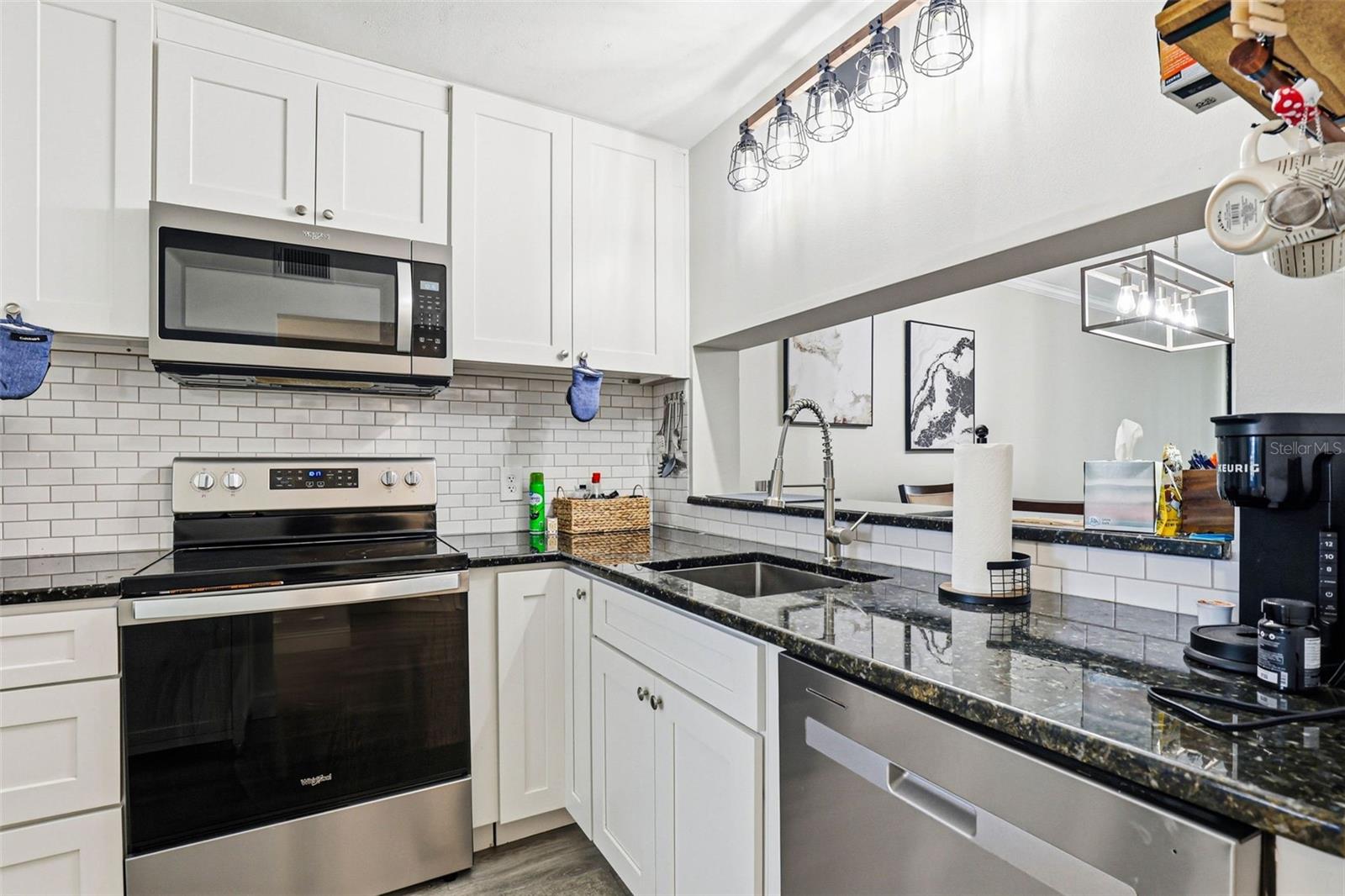 Image 8 of 42 For 2424 Tampa Bay Boulevard M404