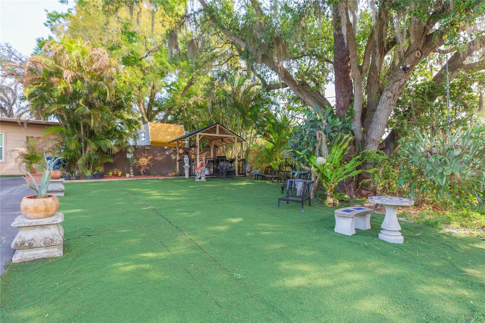 Image 19 of 22 For 4906 Riverhills Drive B