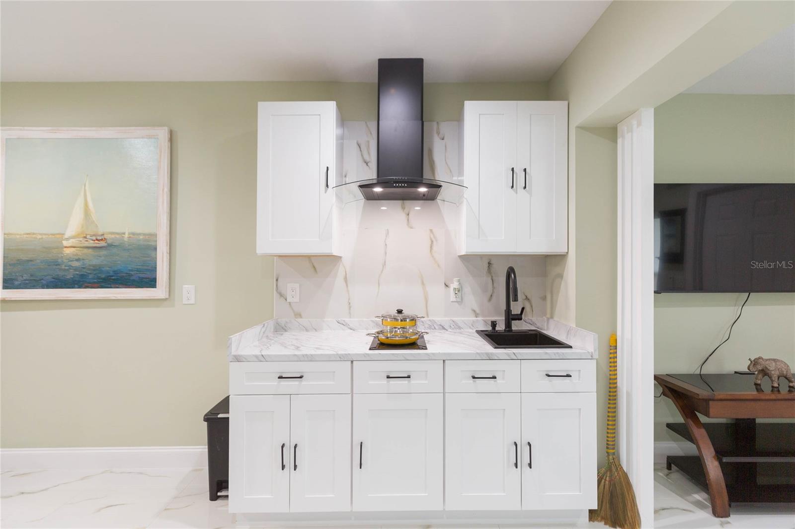 Image 5 of 22 For 4906 Riverhills Drive B