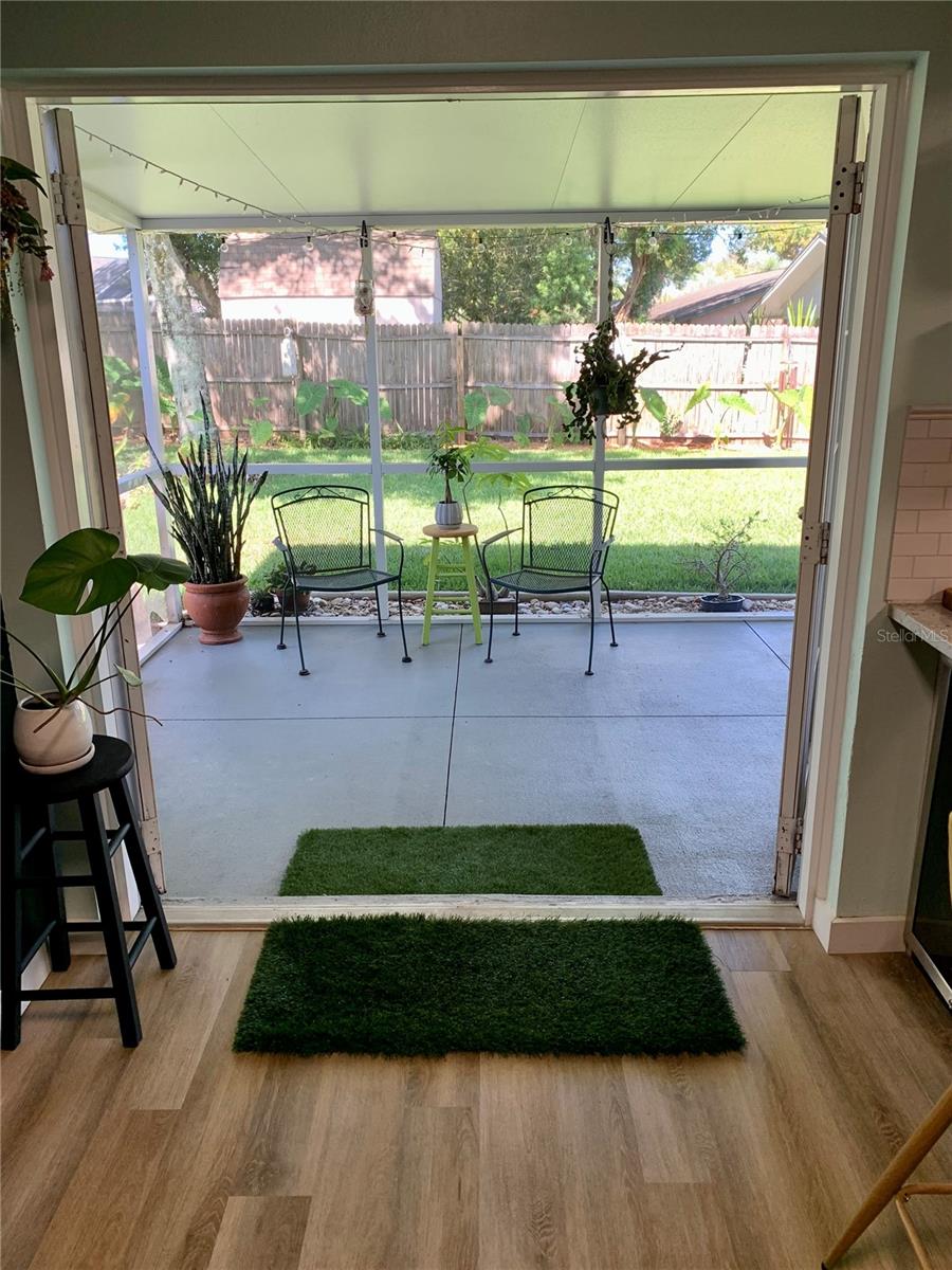 Image 13 of 17 For 548 Macleod Terrace