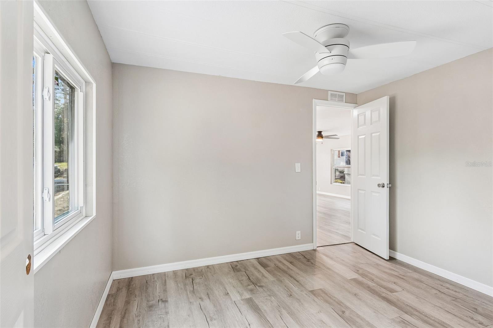 Image 12 of 23 For 823 Elkan Drive