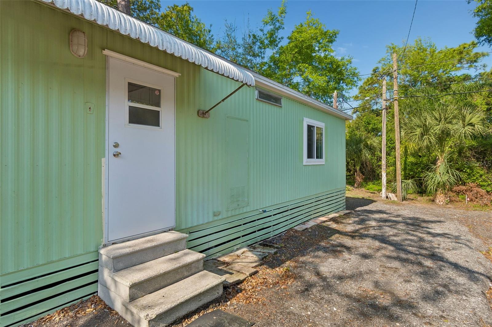 Image 22 of 23 For 823 Elkan Drive