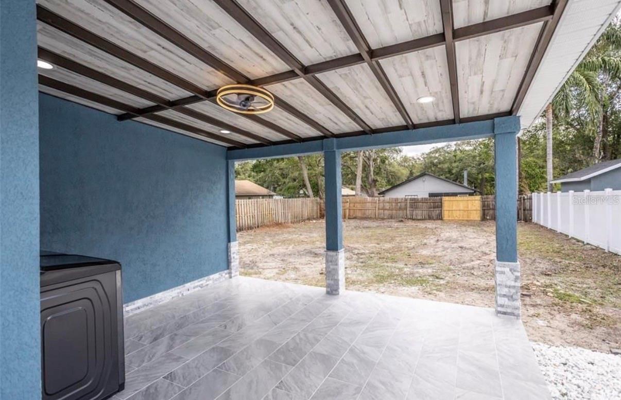 Image 13 of 24 For 8907 Boulevard