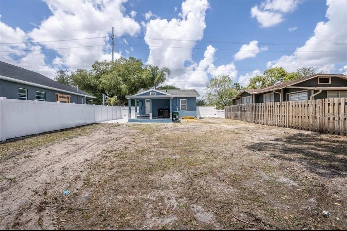 Image 22 of 24 For 8907 Boulevard